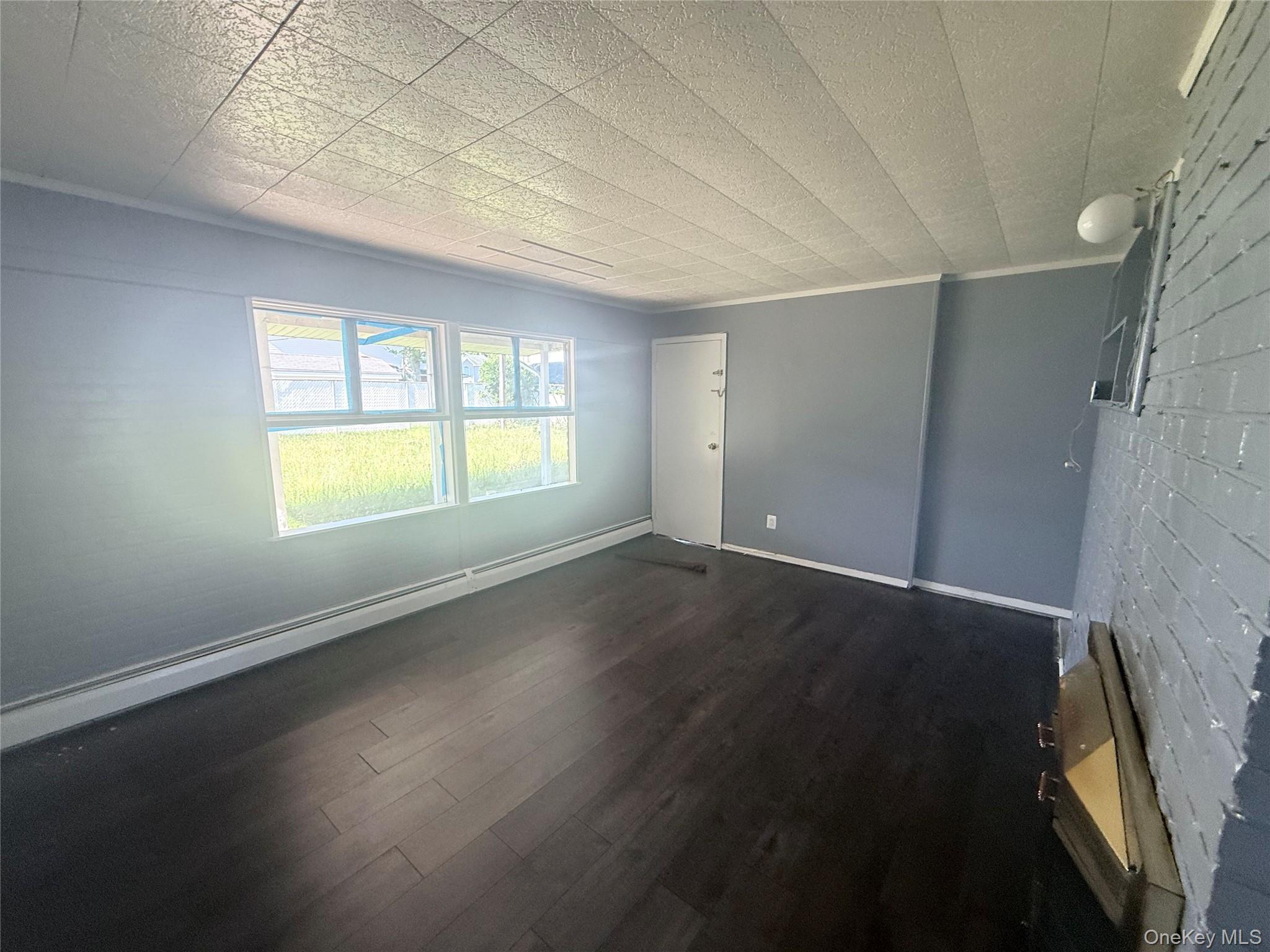 143 Red Maple Drive Property Photo 7