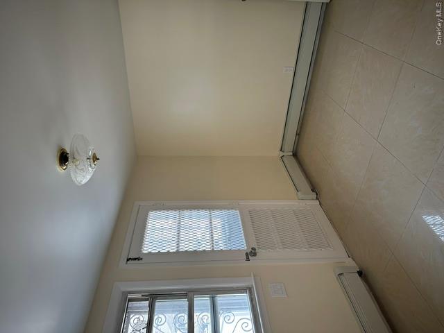 89-33 96th Street Property Photo 6