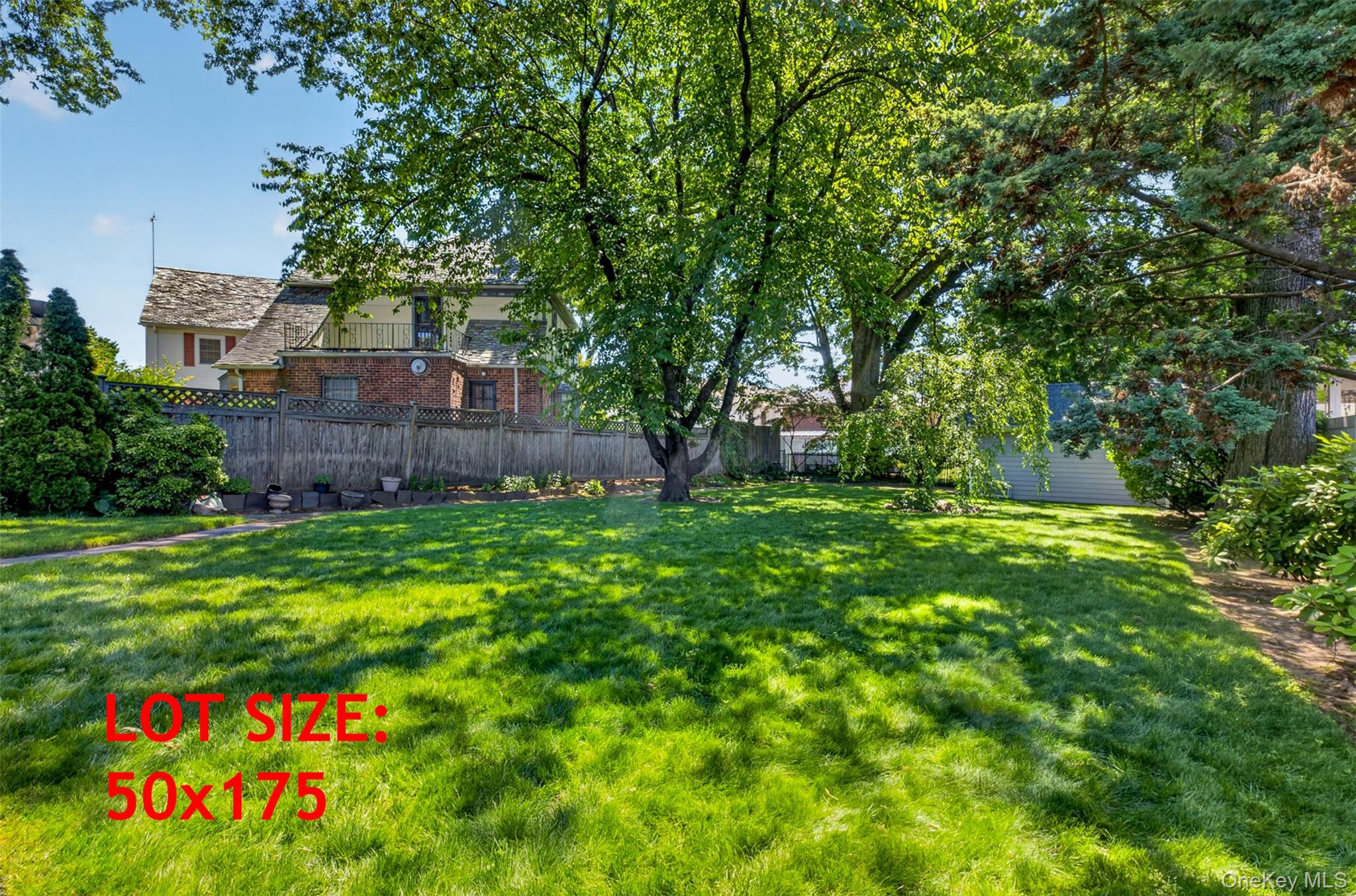 146-24 Bayside Avenue Property Photo 4