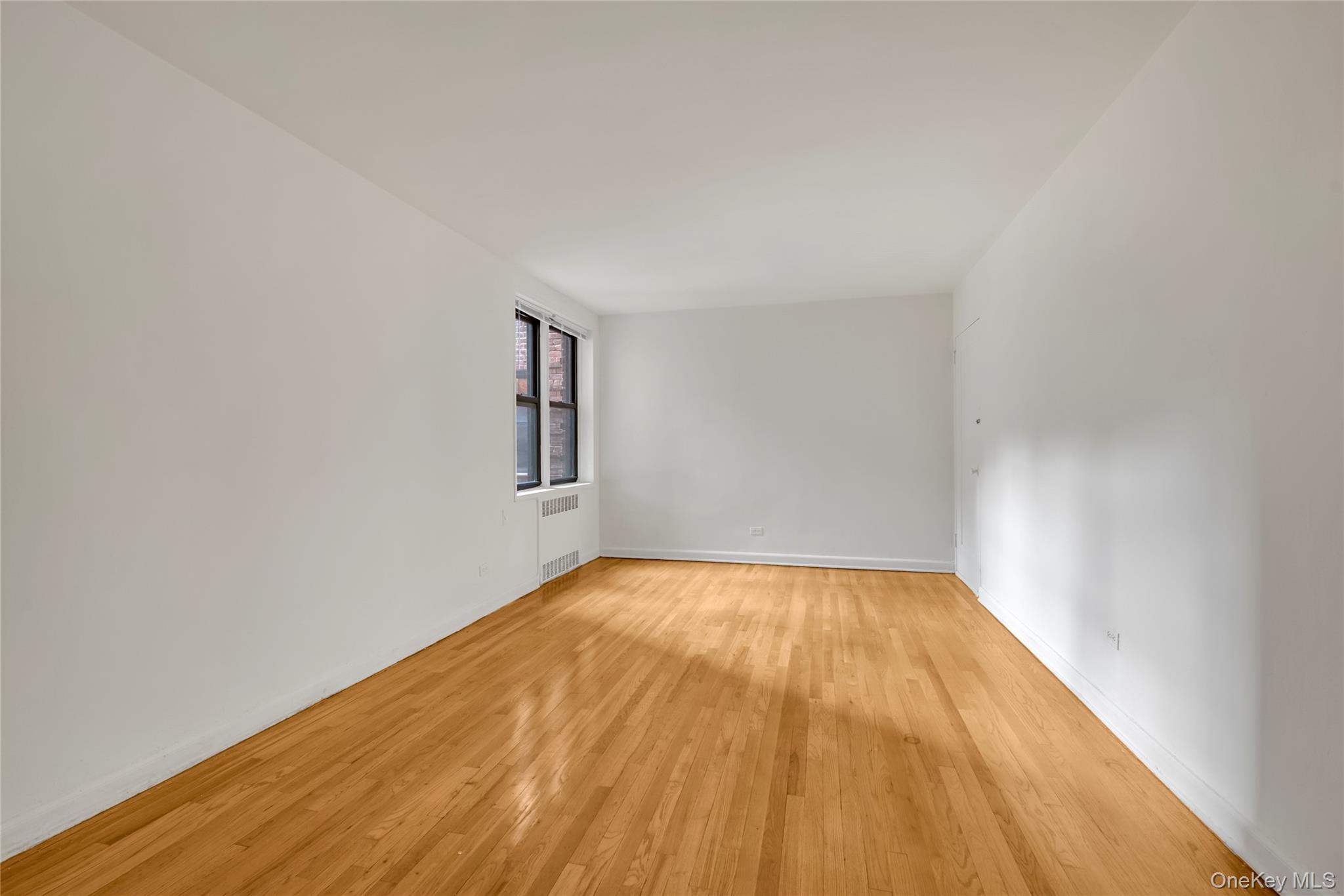 99-63 66 Avenue 2b Property Photo 4
