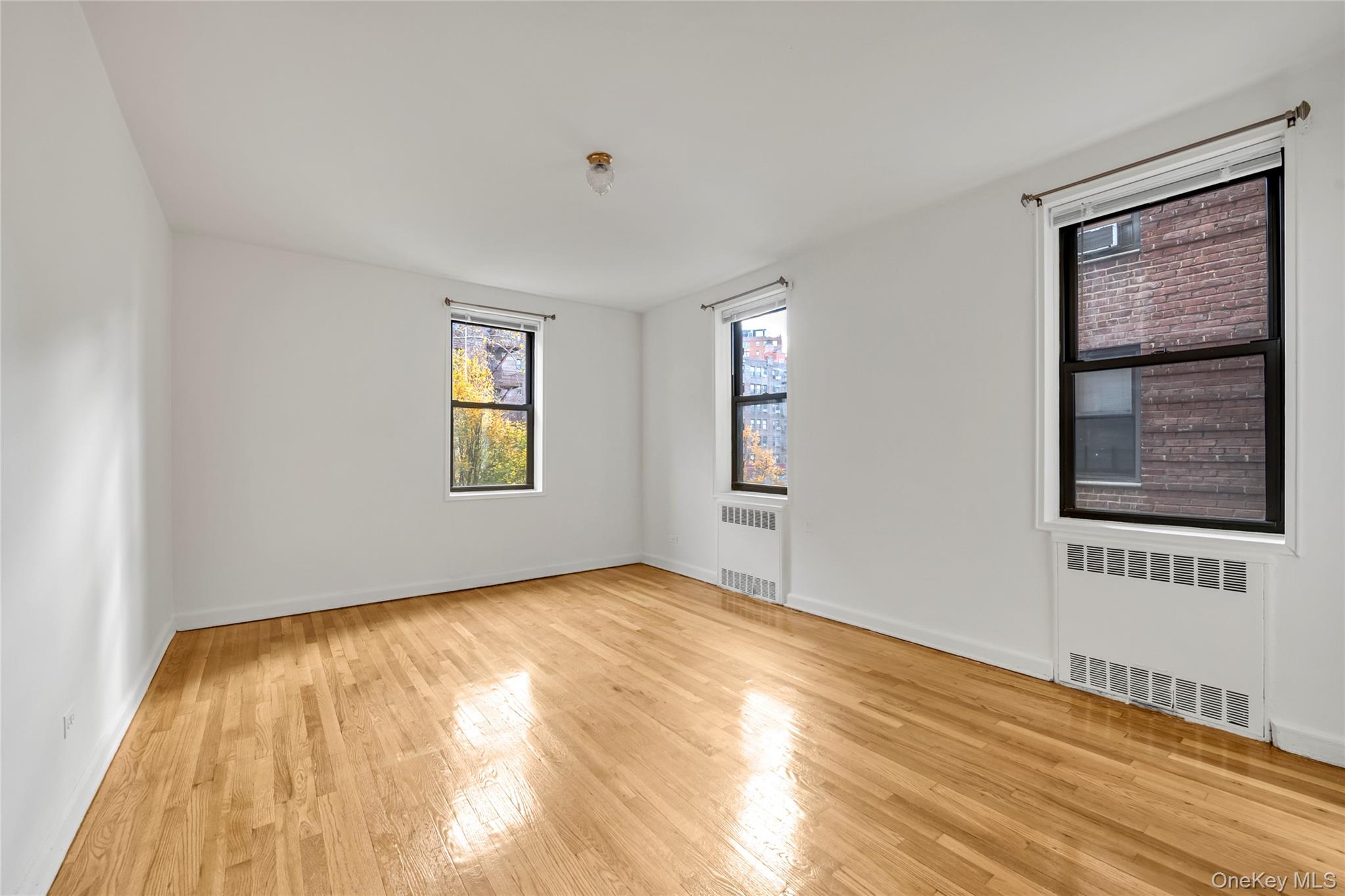 99-63 66 Avenue 2b Property Photo 8