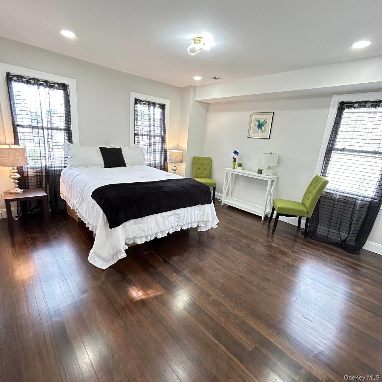 109 Leverich Street Property Photo 15