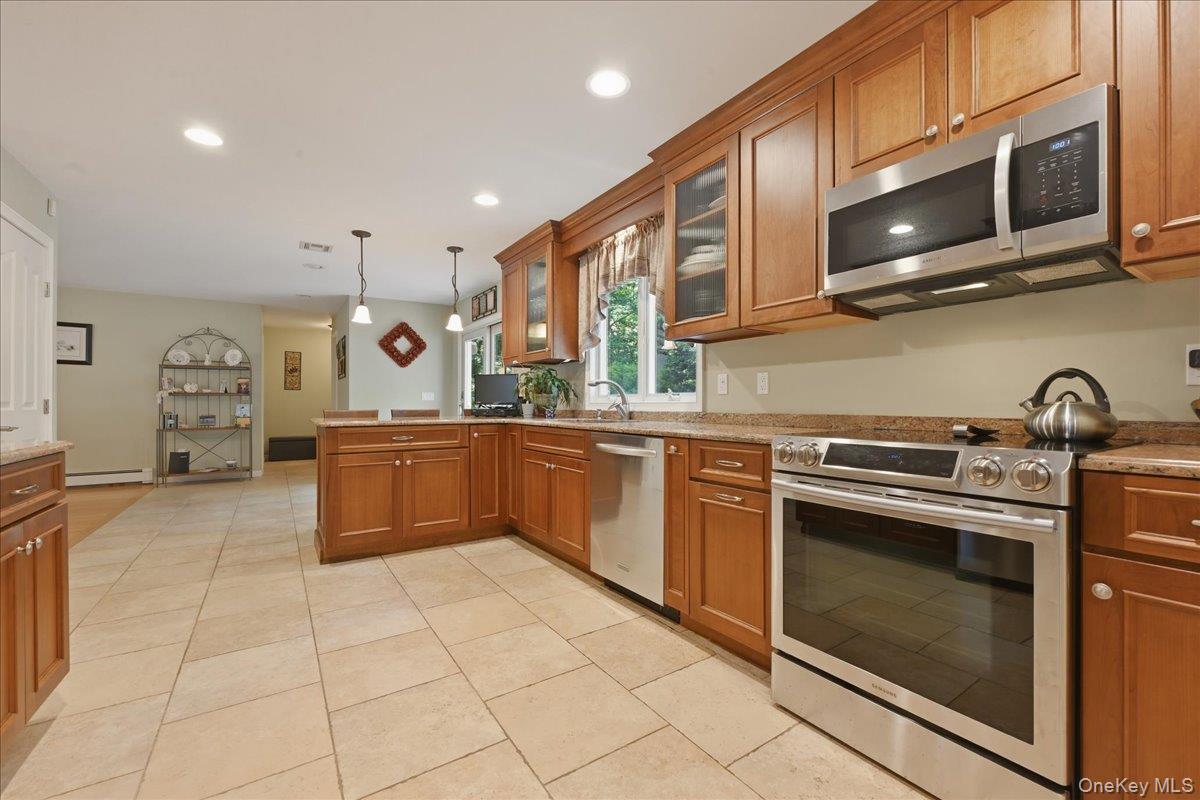 32 Scenic Hills Drive Property Photo 9