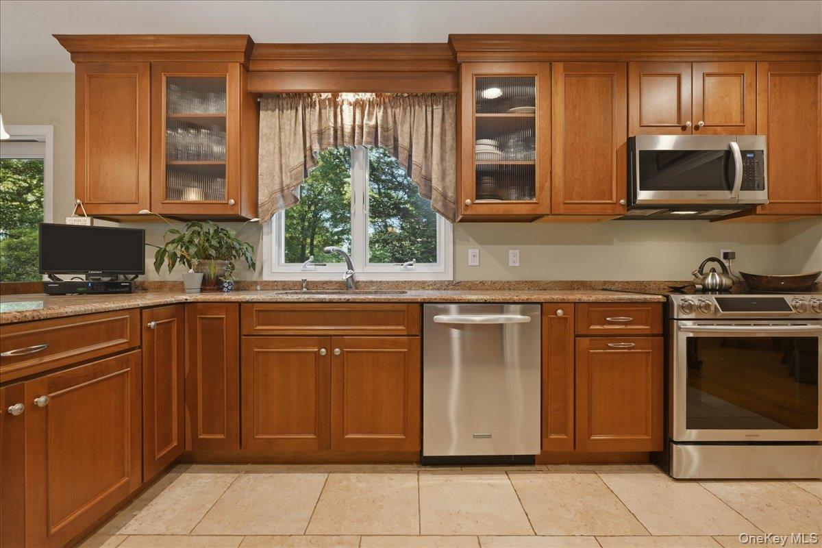 32 Scenic Hills Drive Property Photo 12