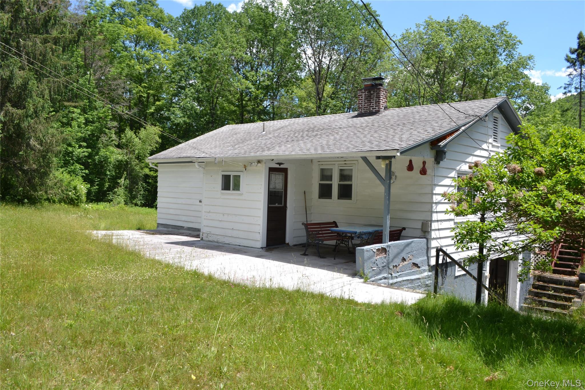 549 Gavette Road Property Photo 4