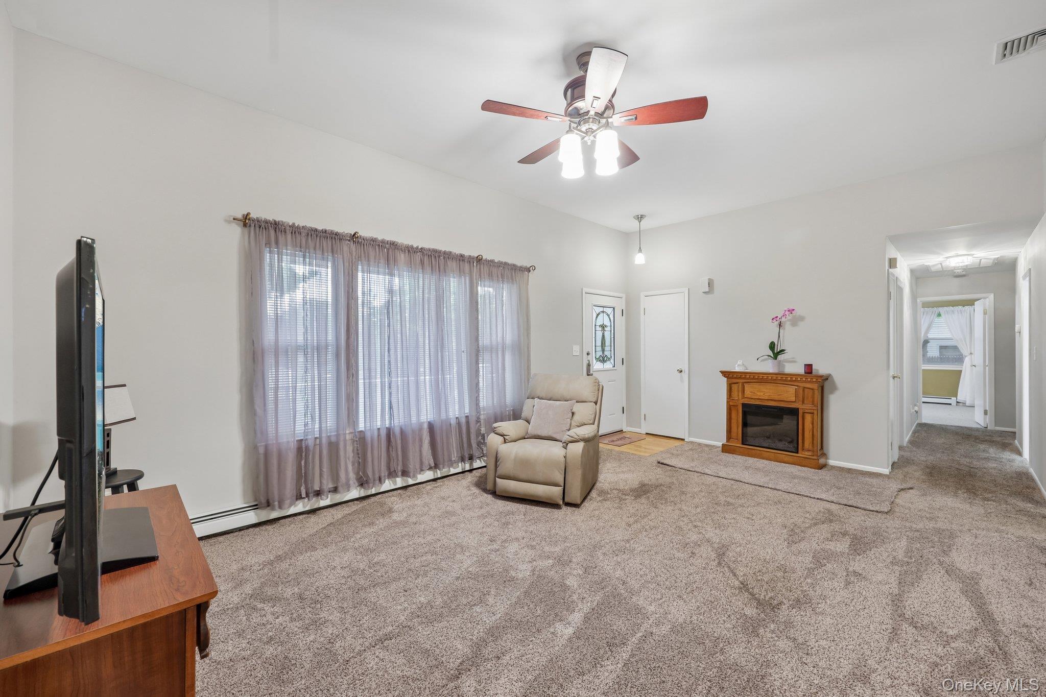 42 Apex Drive Property Photo 4