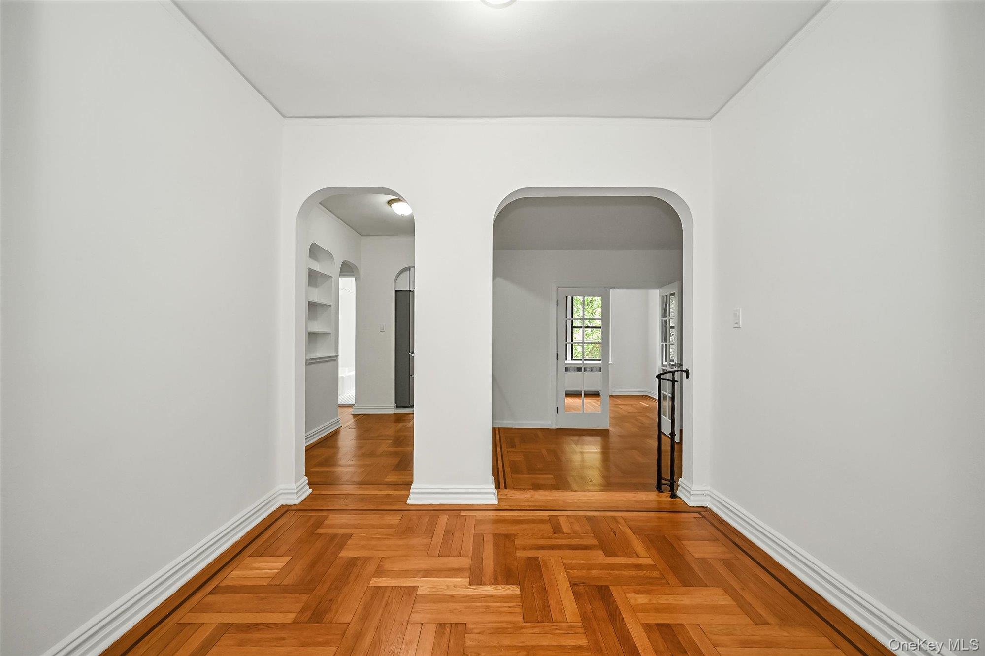 2685 Creston Avenue 3-h Property Photo 4