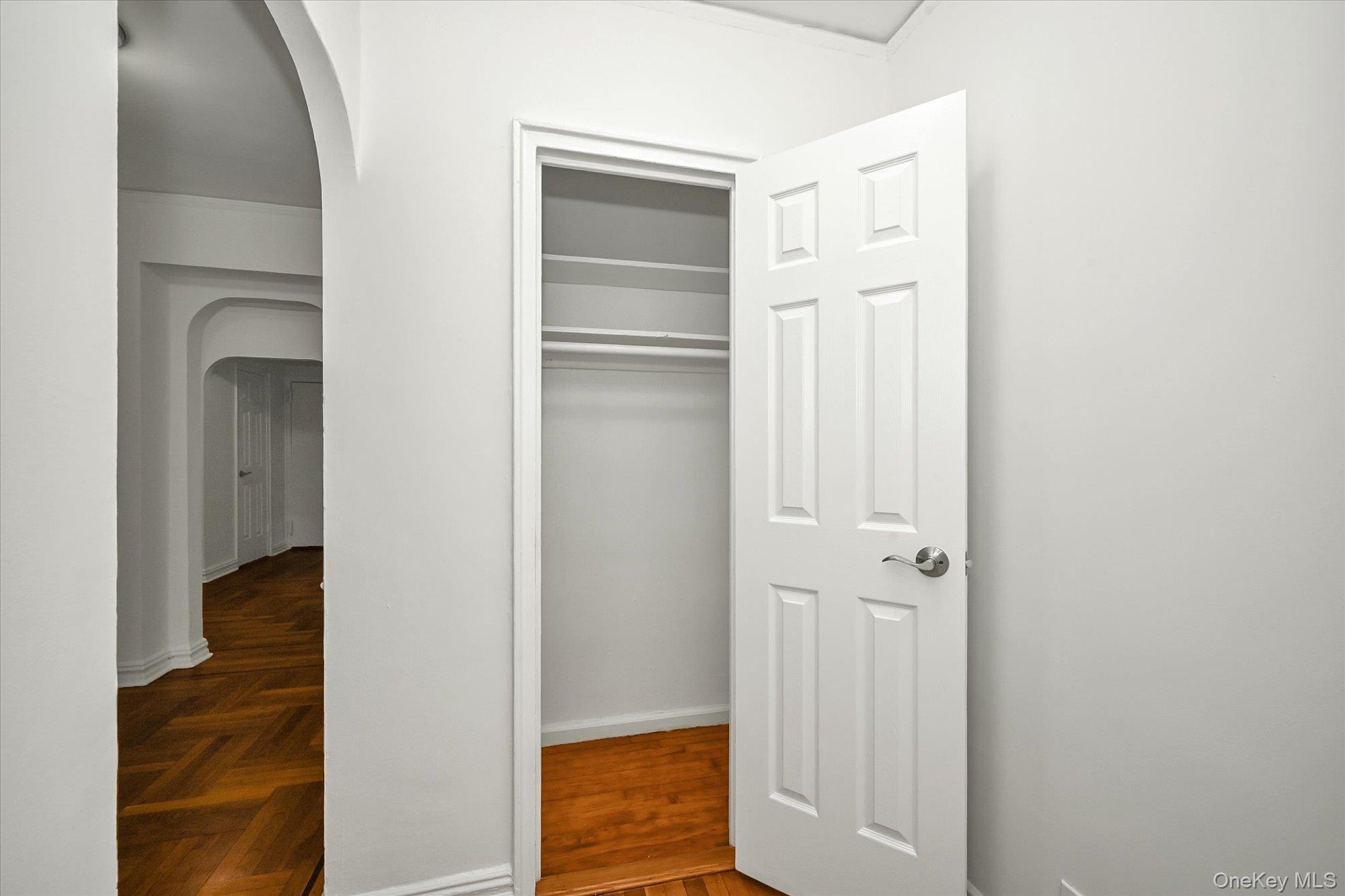 2685 Creston Avenue 3-h Property Photo 14