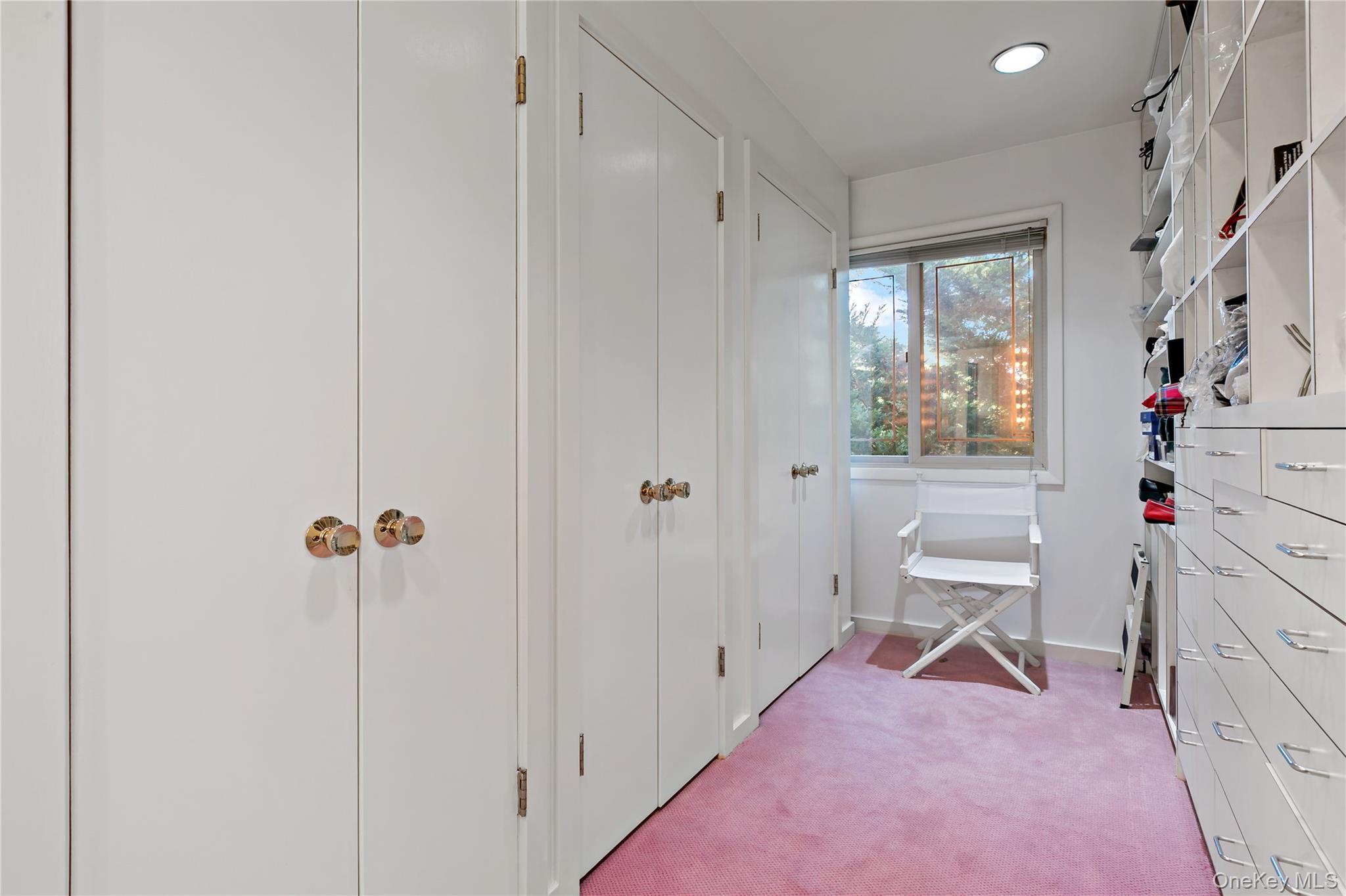 16 Meadow Road Property Photo 20