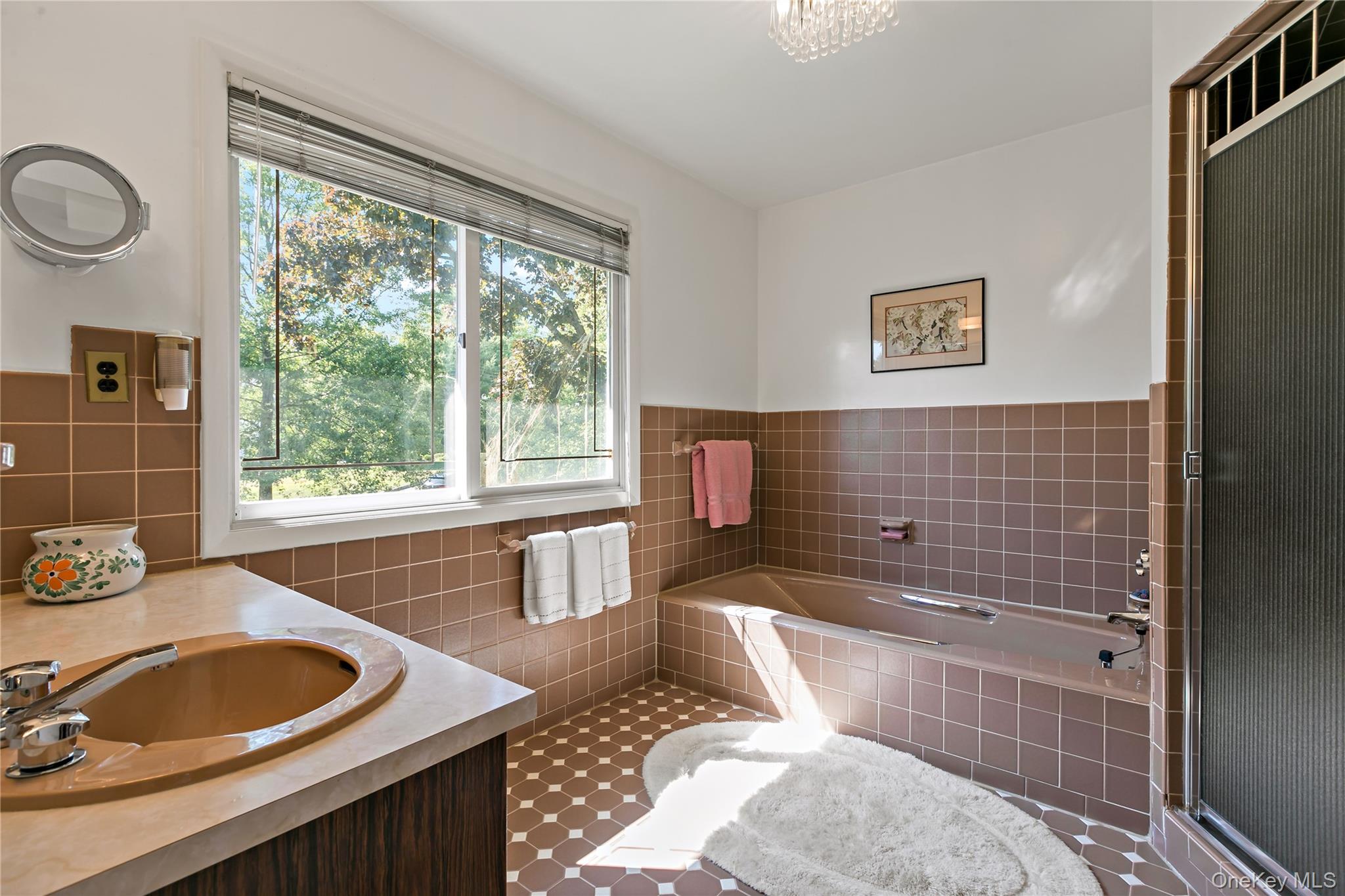 16 Meadow Road Property Photo 21
