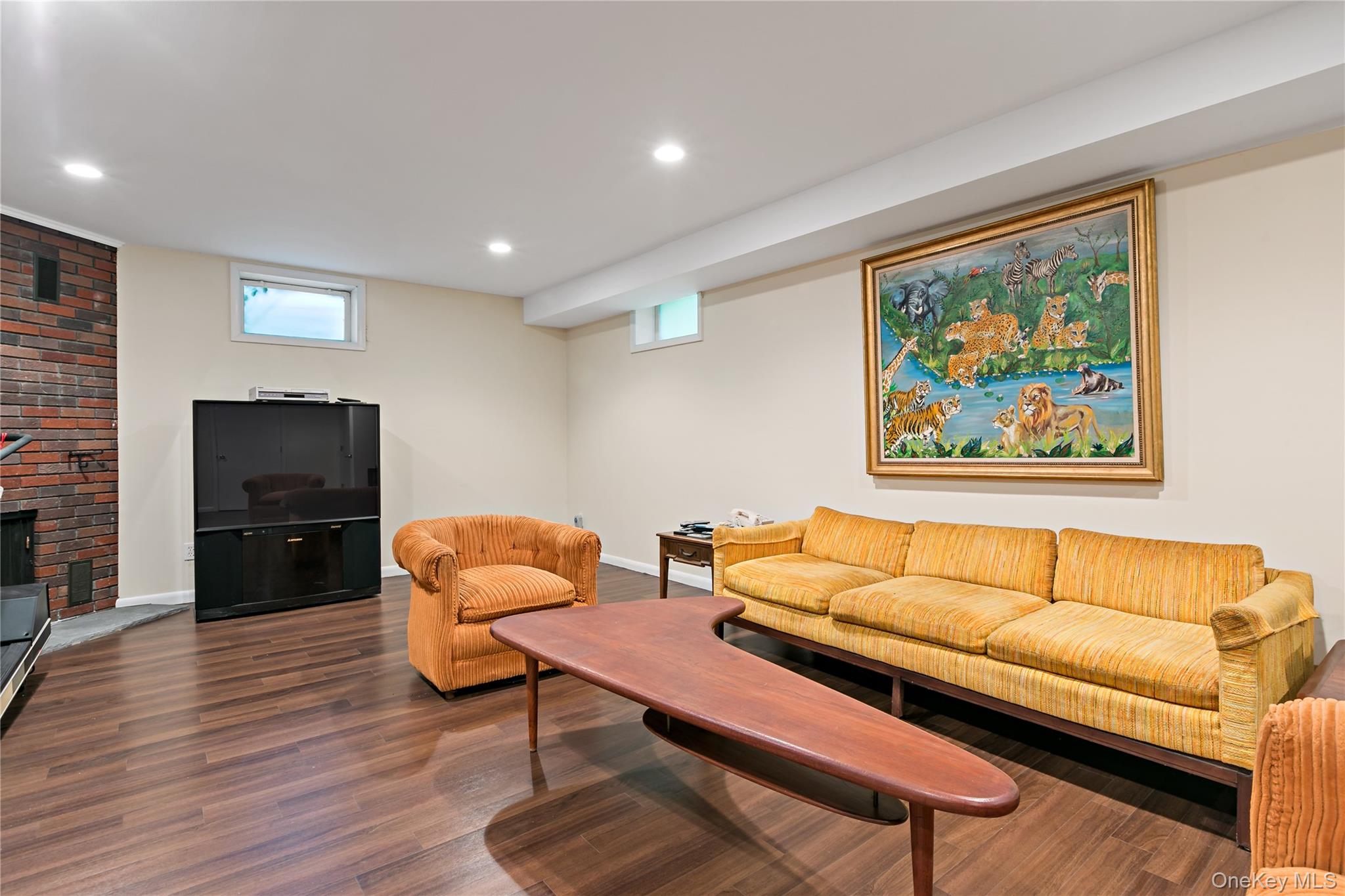 16 Meadow Road Property Photo 30