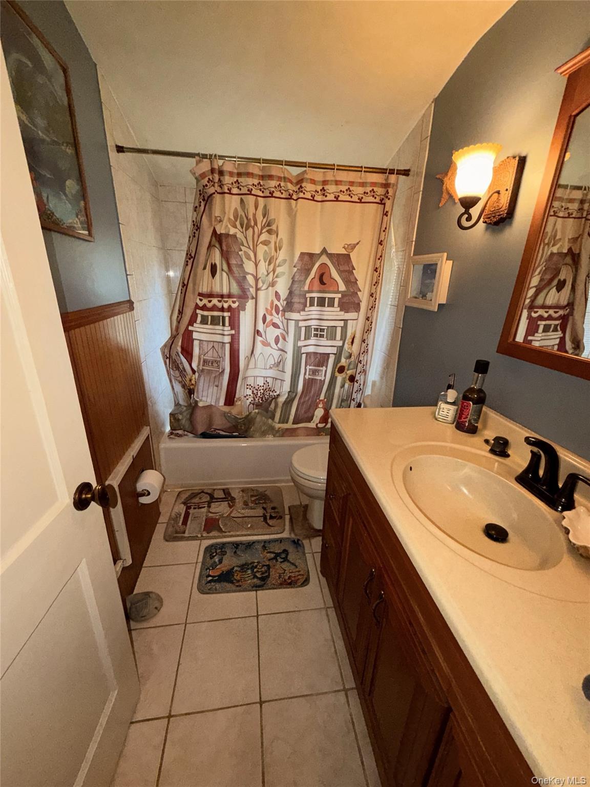 19 Surrey Lane Property Photo 5