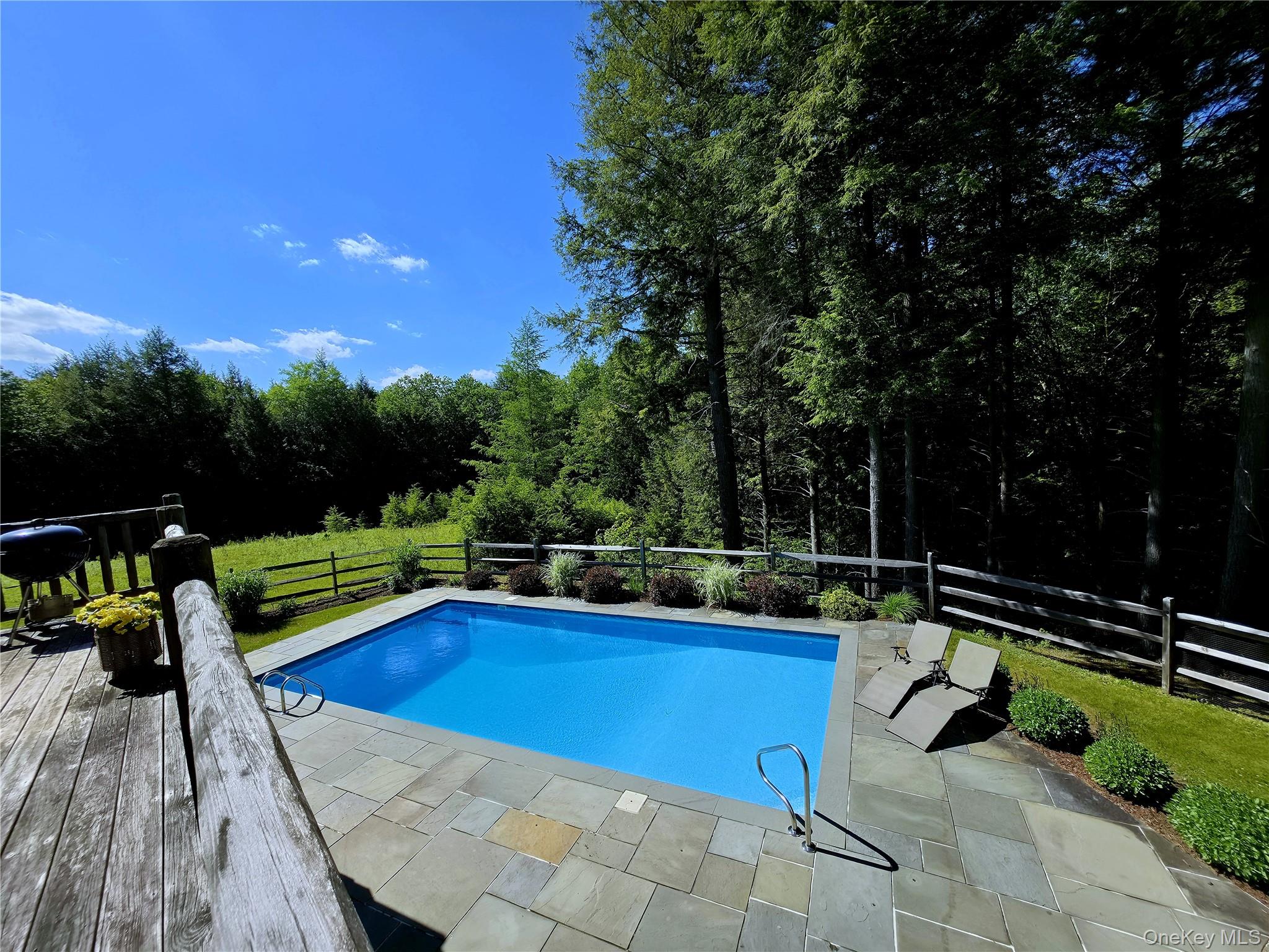 108 Eagles Ridge Way Property Photo 12