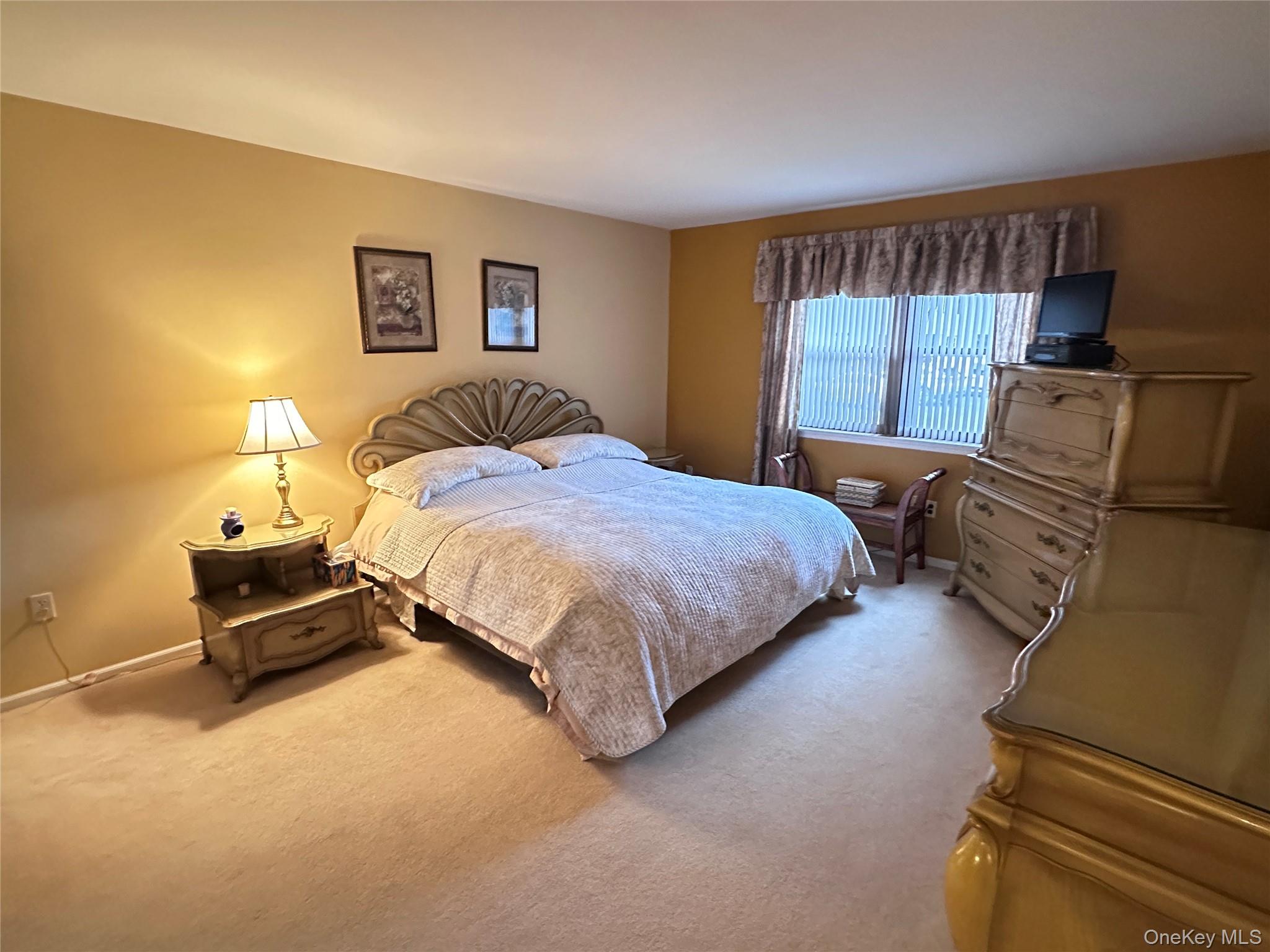 44 Milford Lane A Property Photo 8