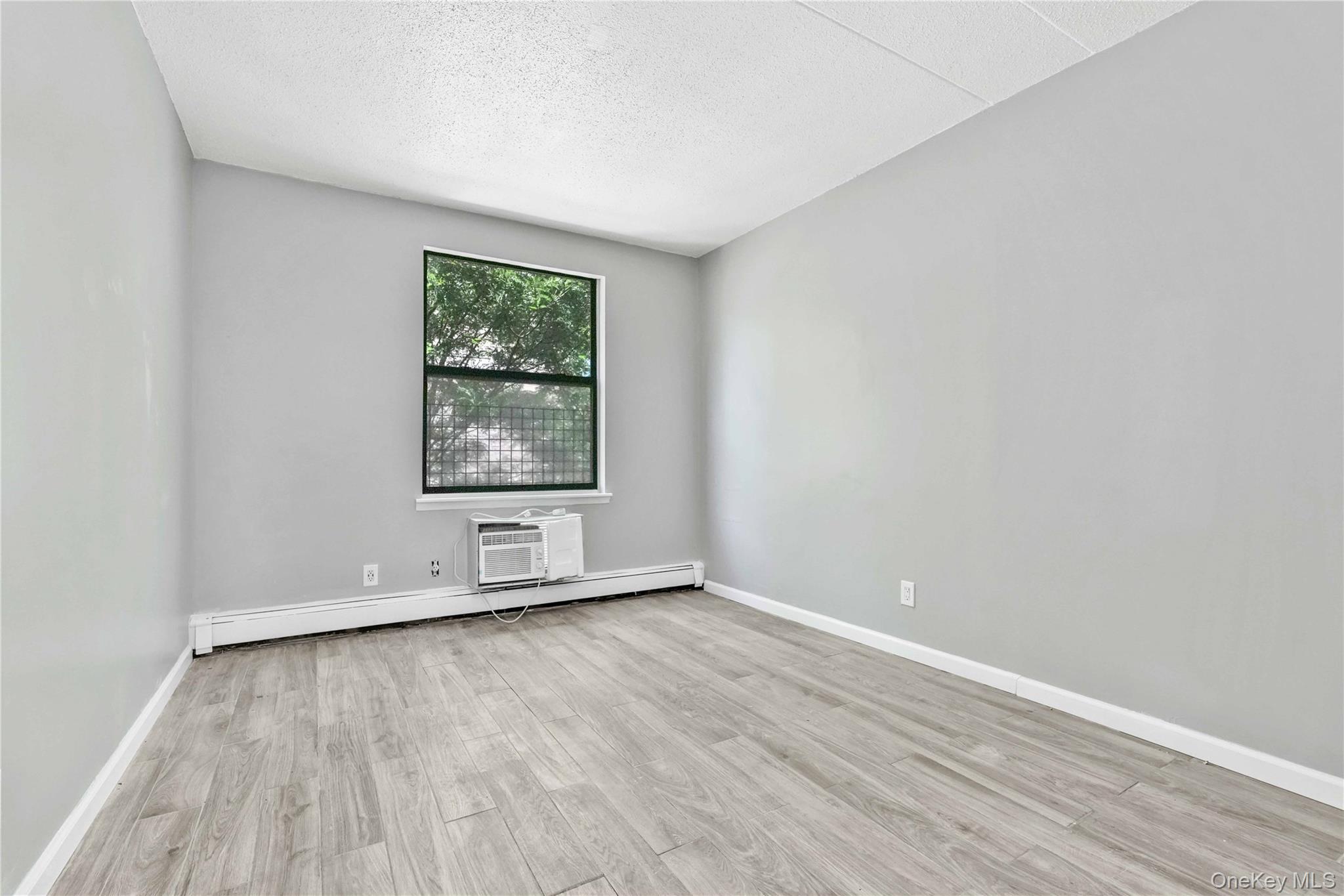 524 E 159th Street 2c Property Photo 9