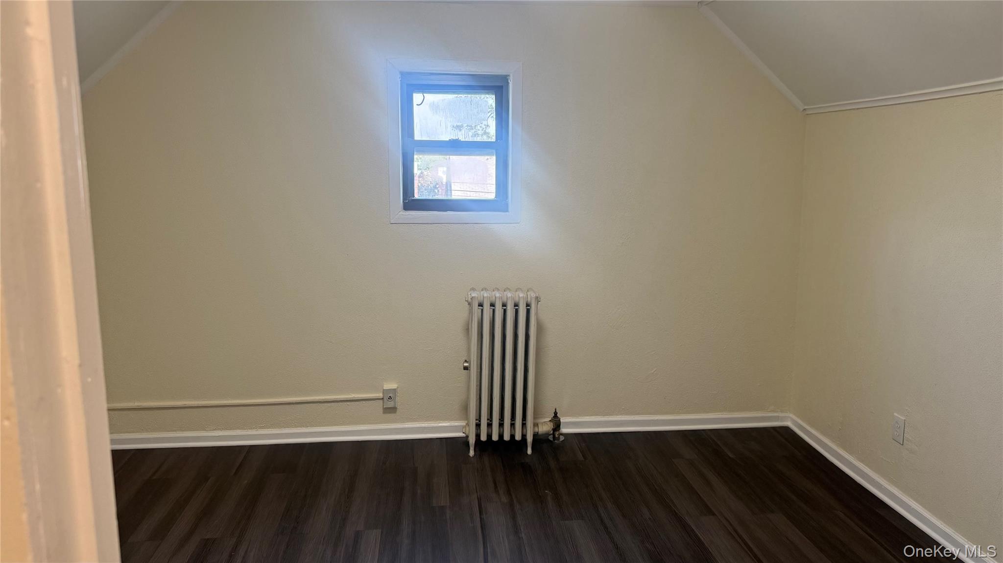 89-28 207th Street 3rd Floor Property Photo 3