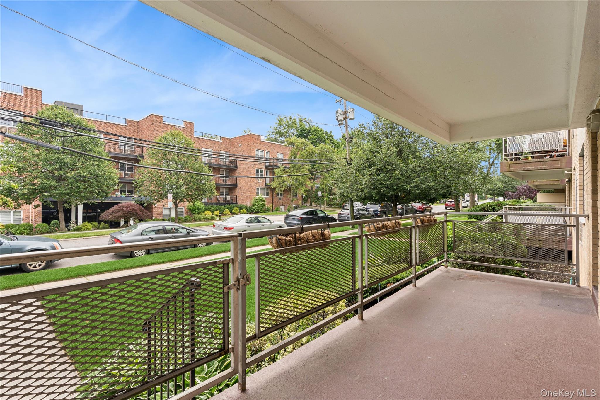 40 Stoner Avenue 1r Property Photo 6