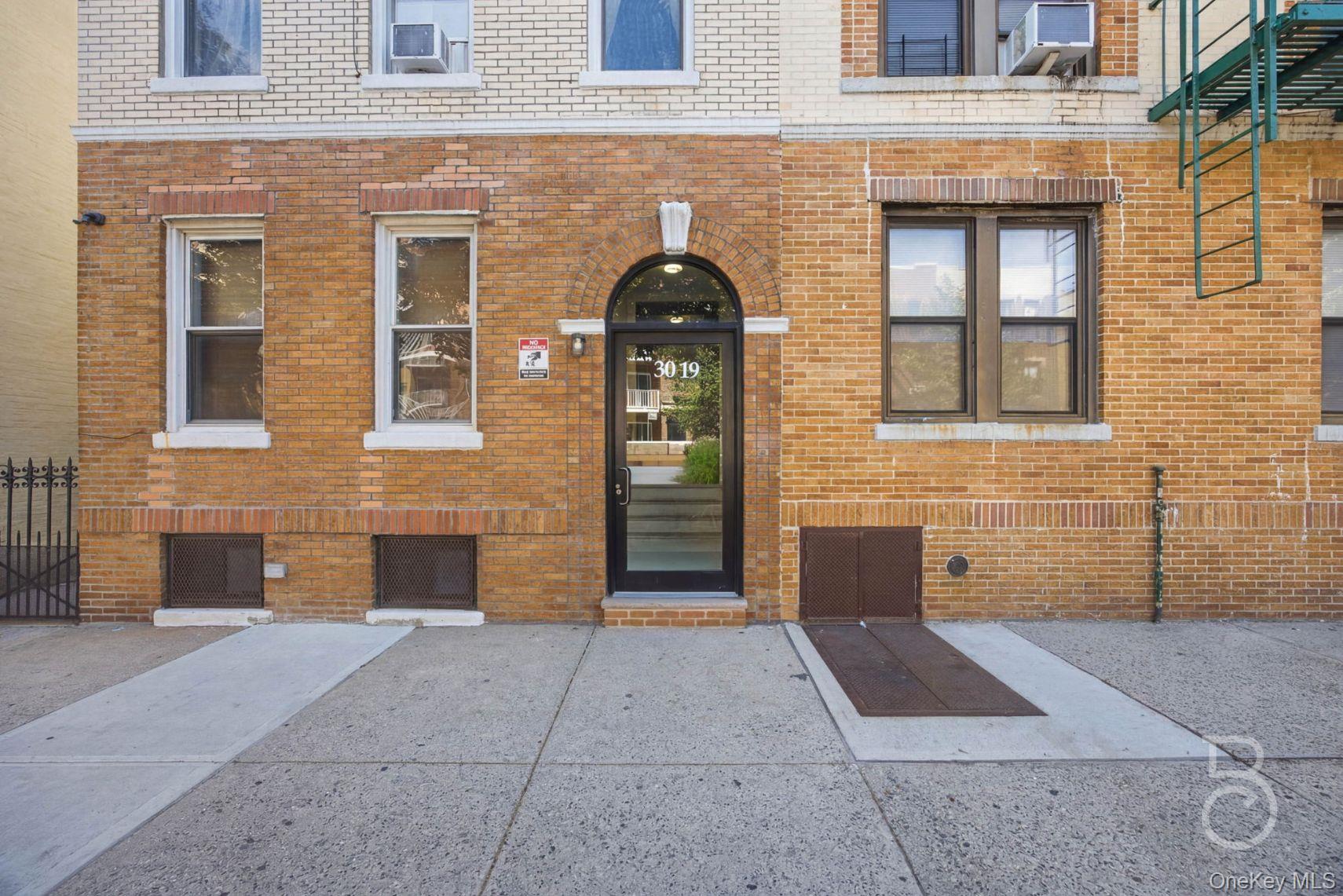 30-19 33rd Street Property Photo 2