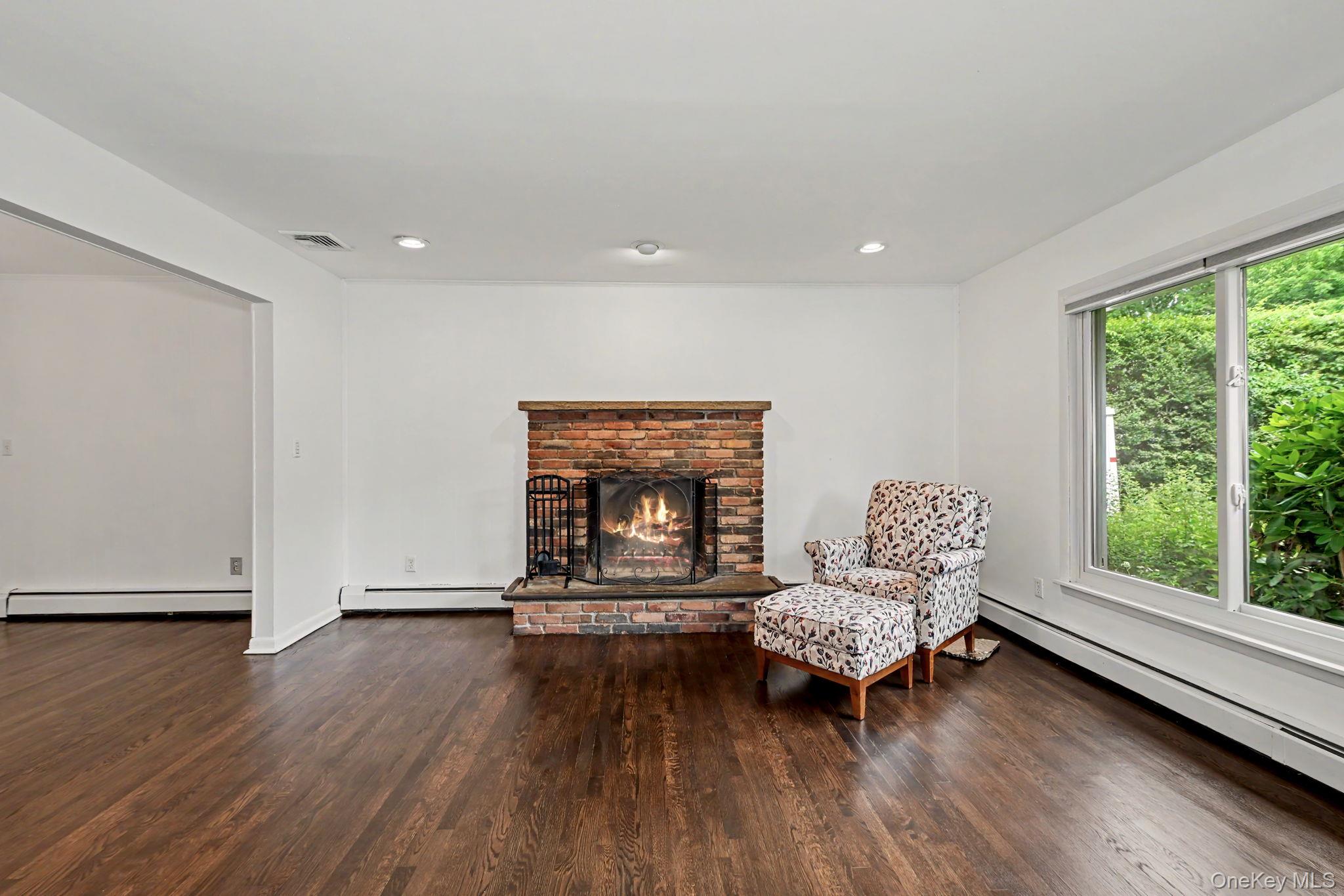 32 Lacona Road Property Photo 2