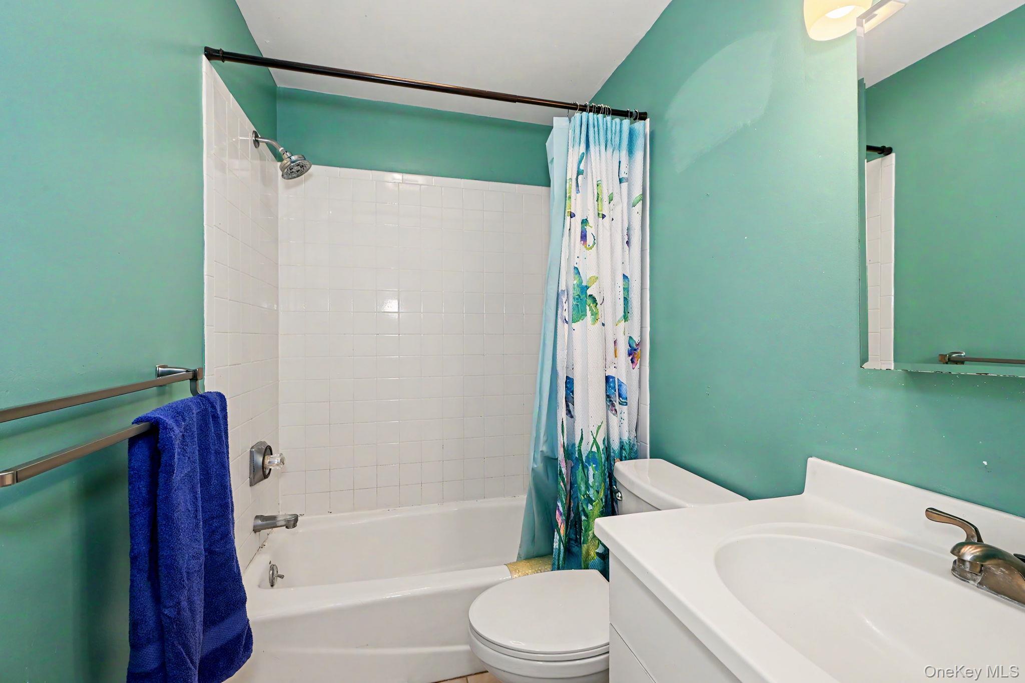 32 Lacona Road Property Photo 13