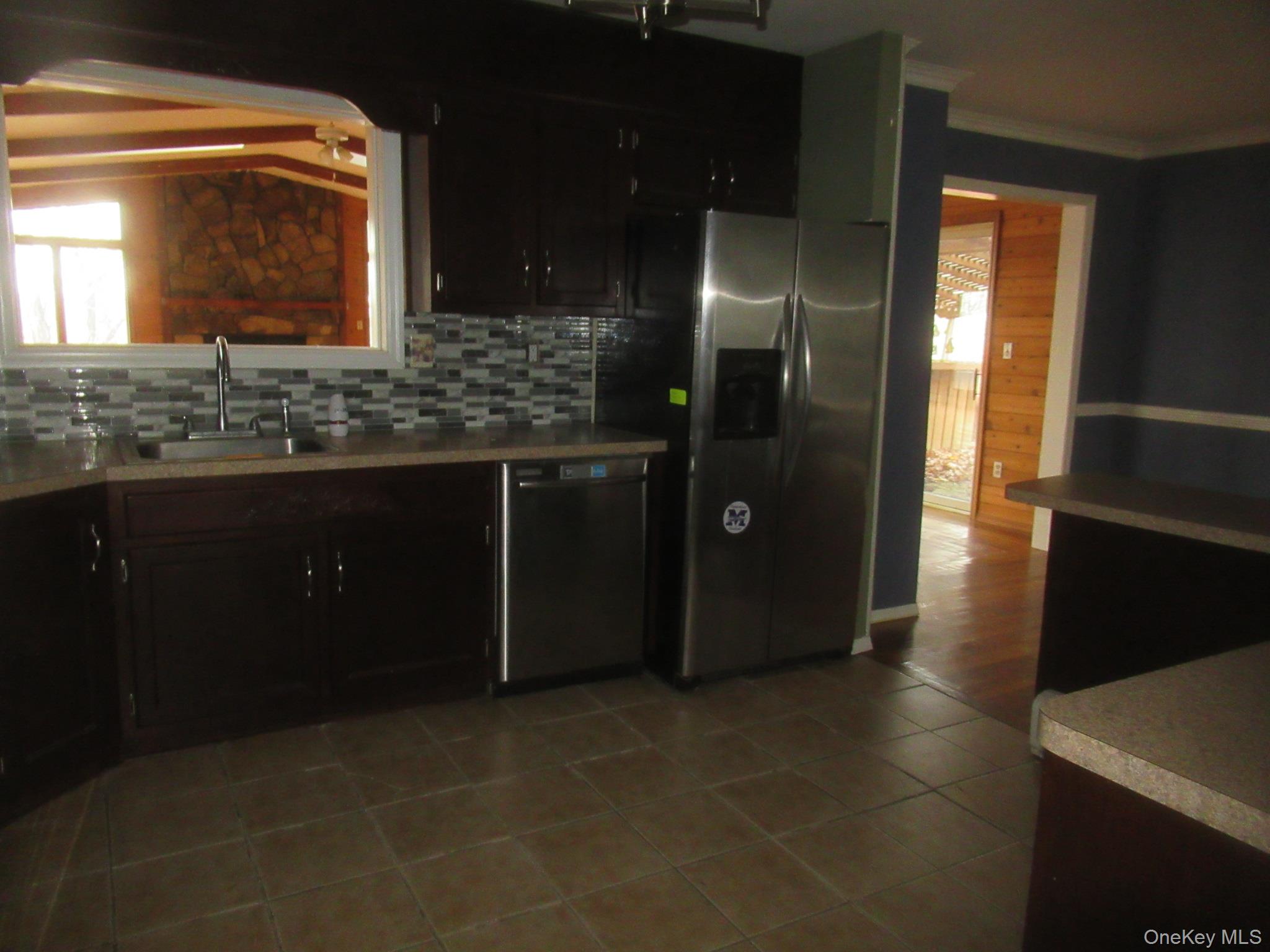 64 Hillside View Road Property Photo 5