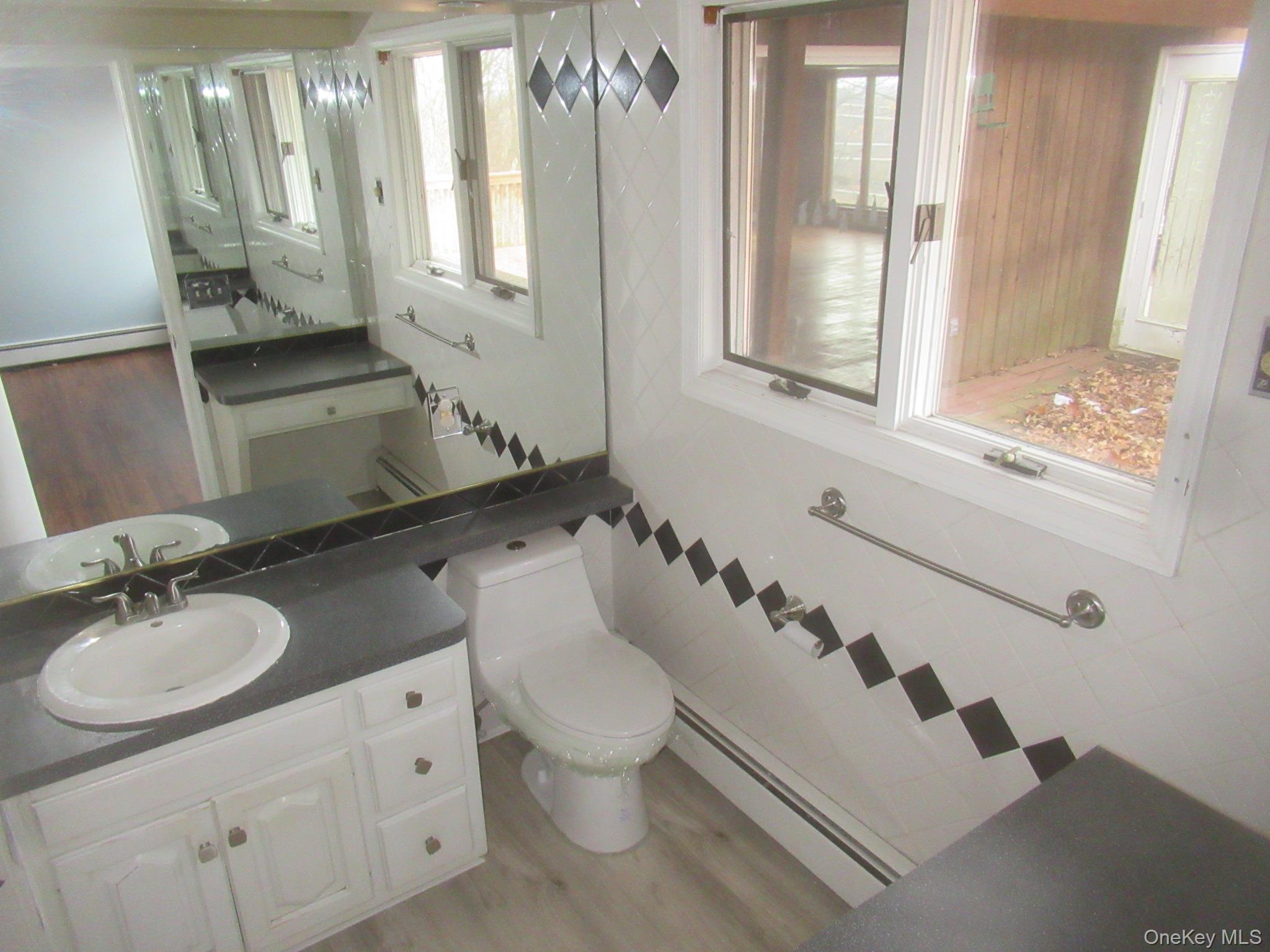 64 Hillside View Road Property Photo 18