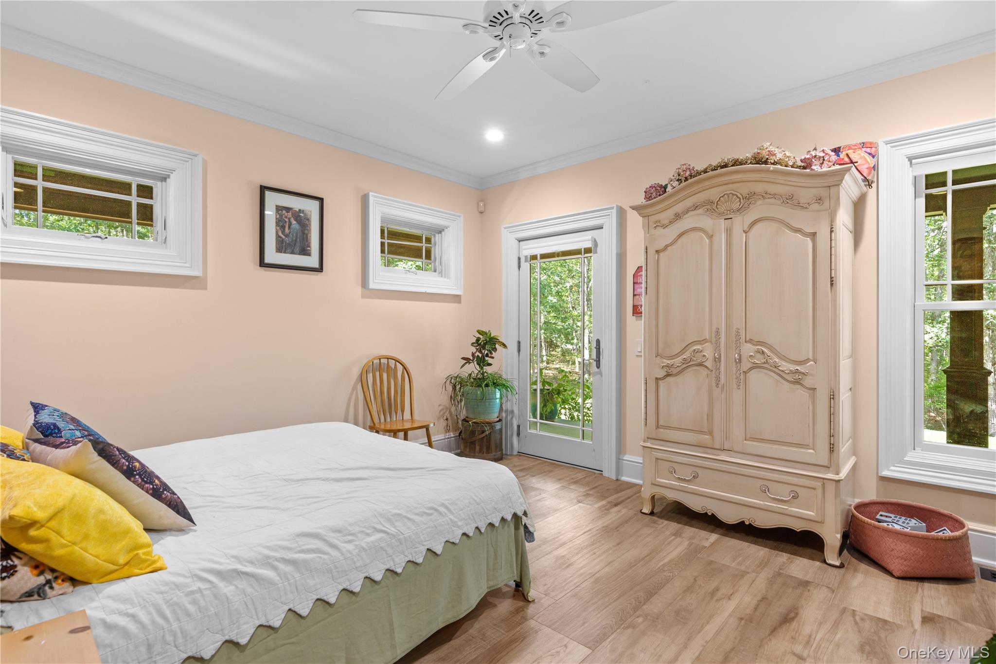 490 Wading River Road Property Photo 15