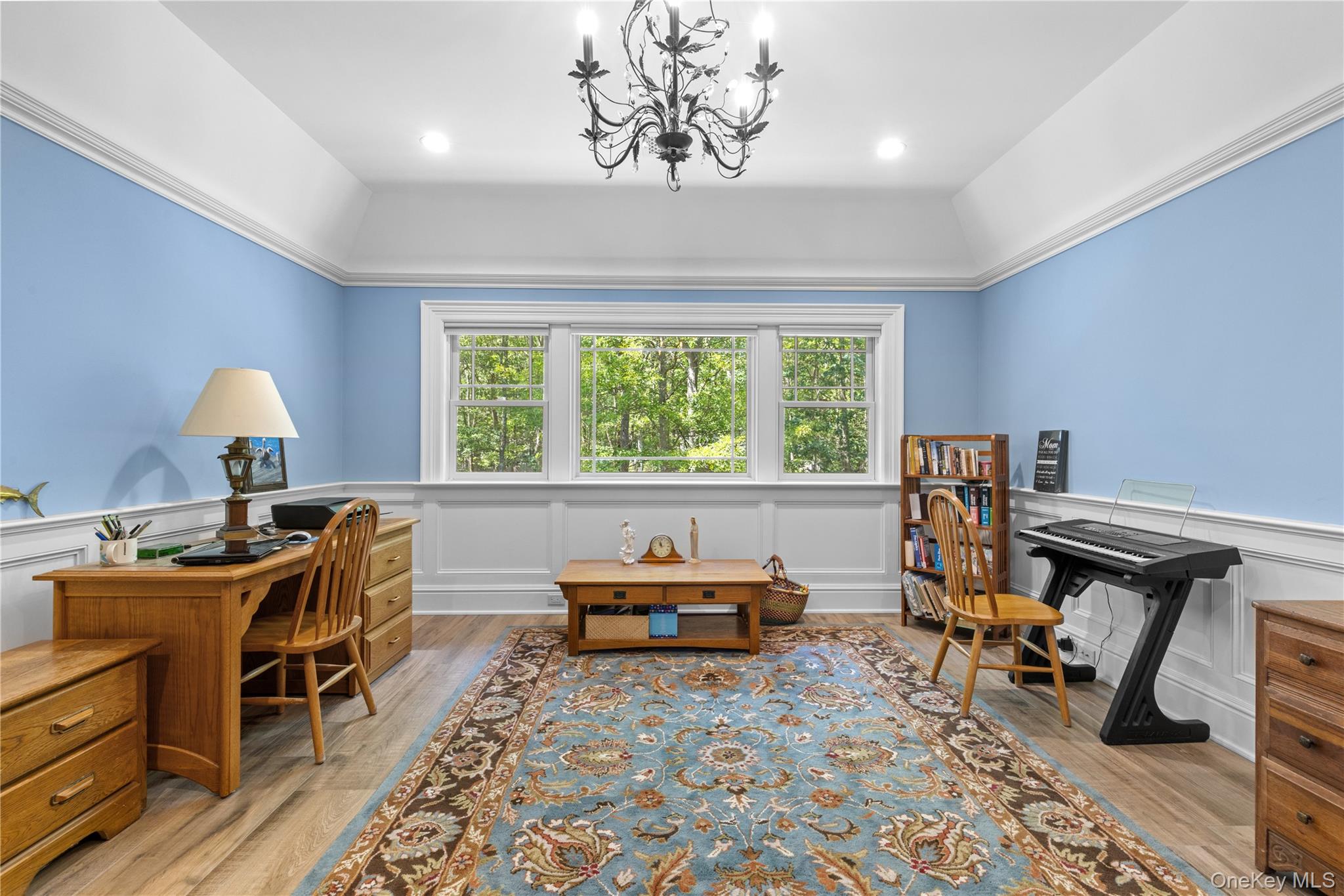 490 Wading River Road Property Photo 18