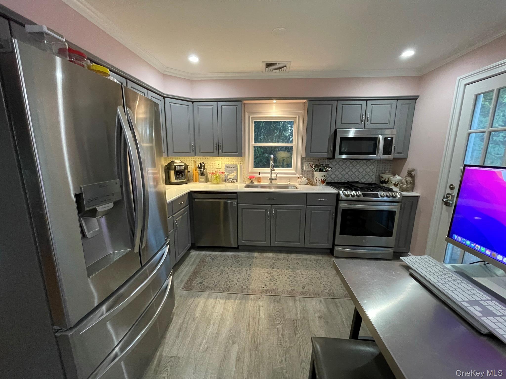 4 Beach Avenue Property Photo 4