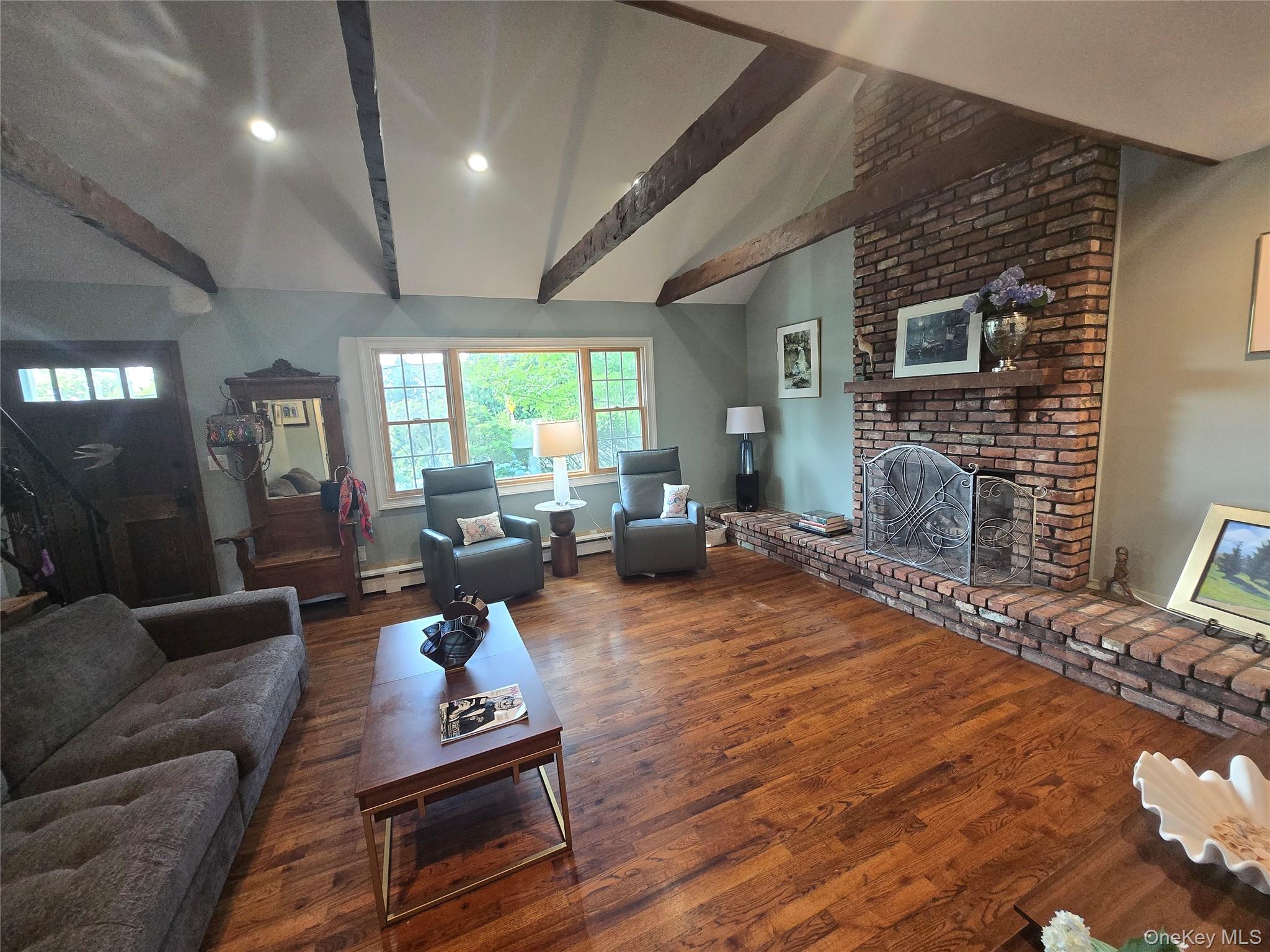 4 Beach Avenue Property Photo 7
