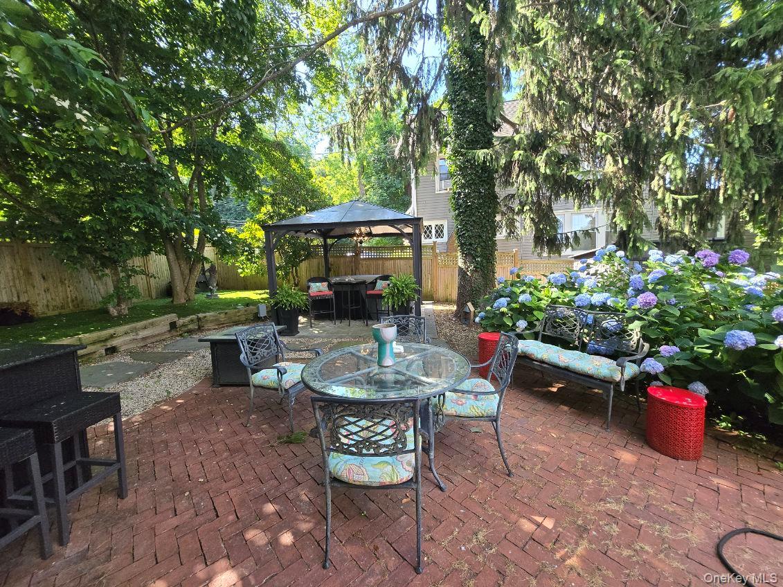 4 Beach Avenue Property Photo 19