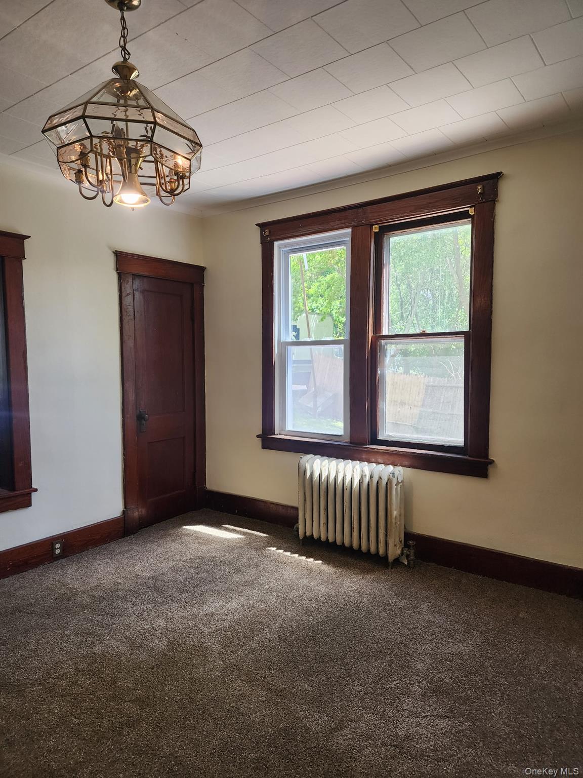 147 Forbes St Property Photo 6