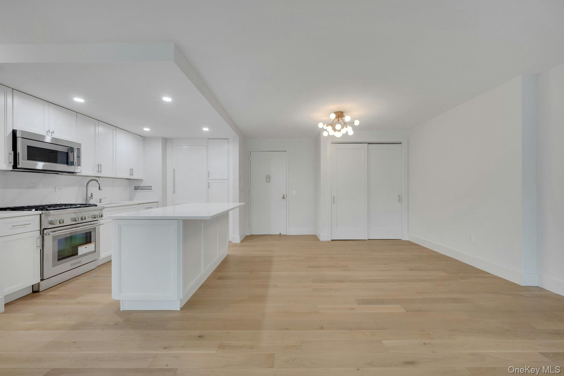 1270 North Avenue 1p Property Photo 10