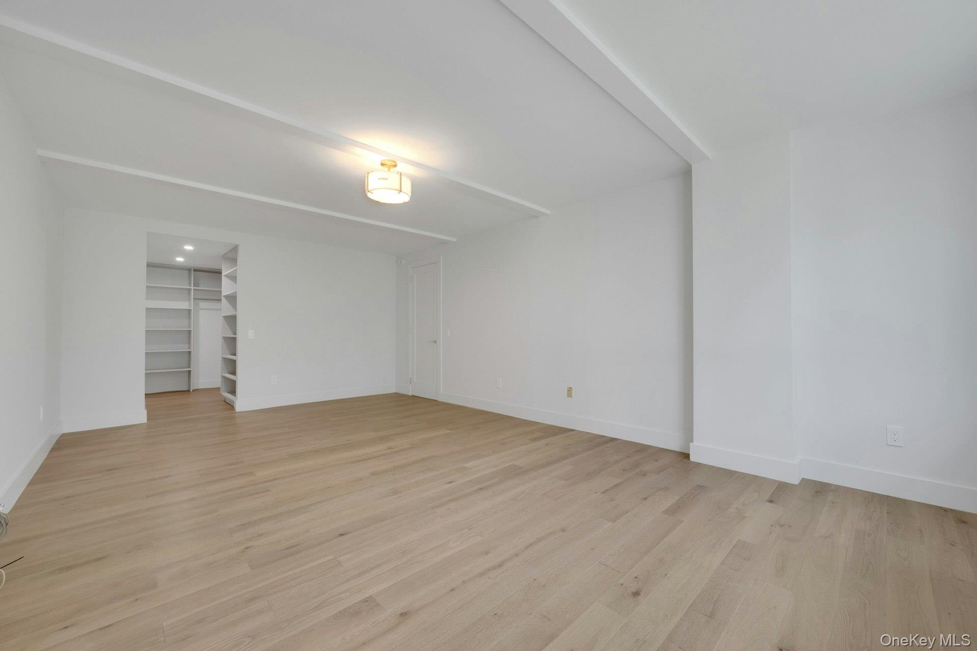 1270 North Avenue 1p Property Photo 14