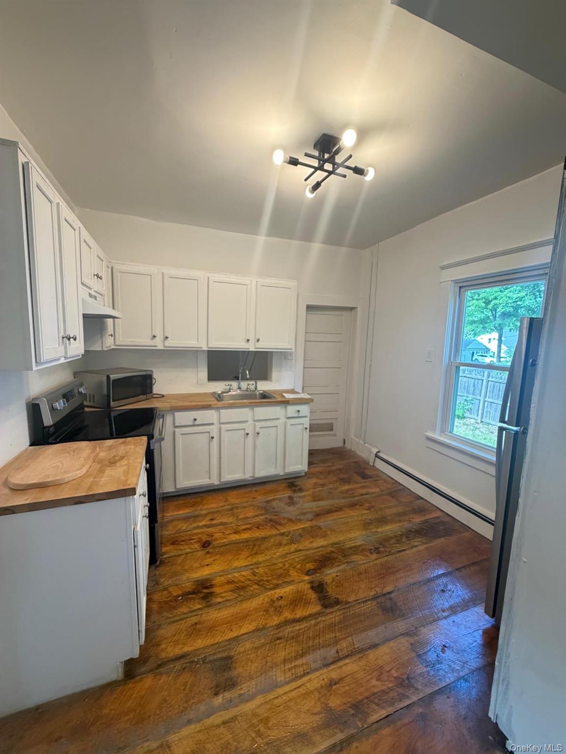 35 Starr Avenue Property Photo 9