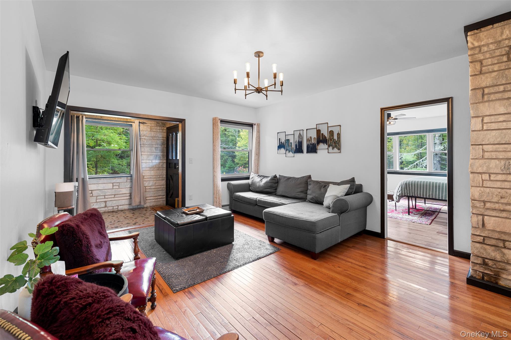 2 May Place Property Photo 24