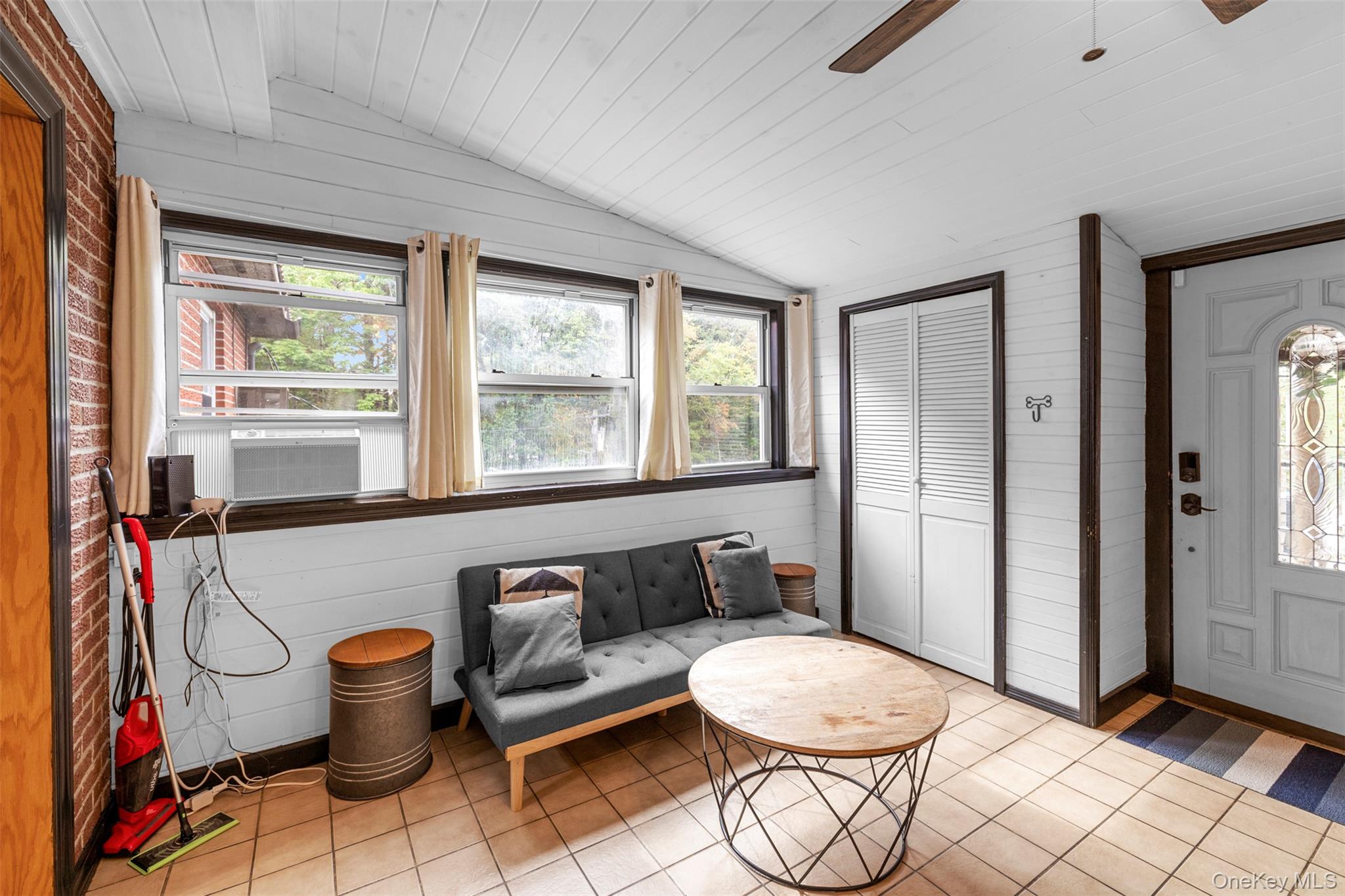 2 May Place Property Photo 30