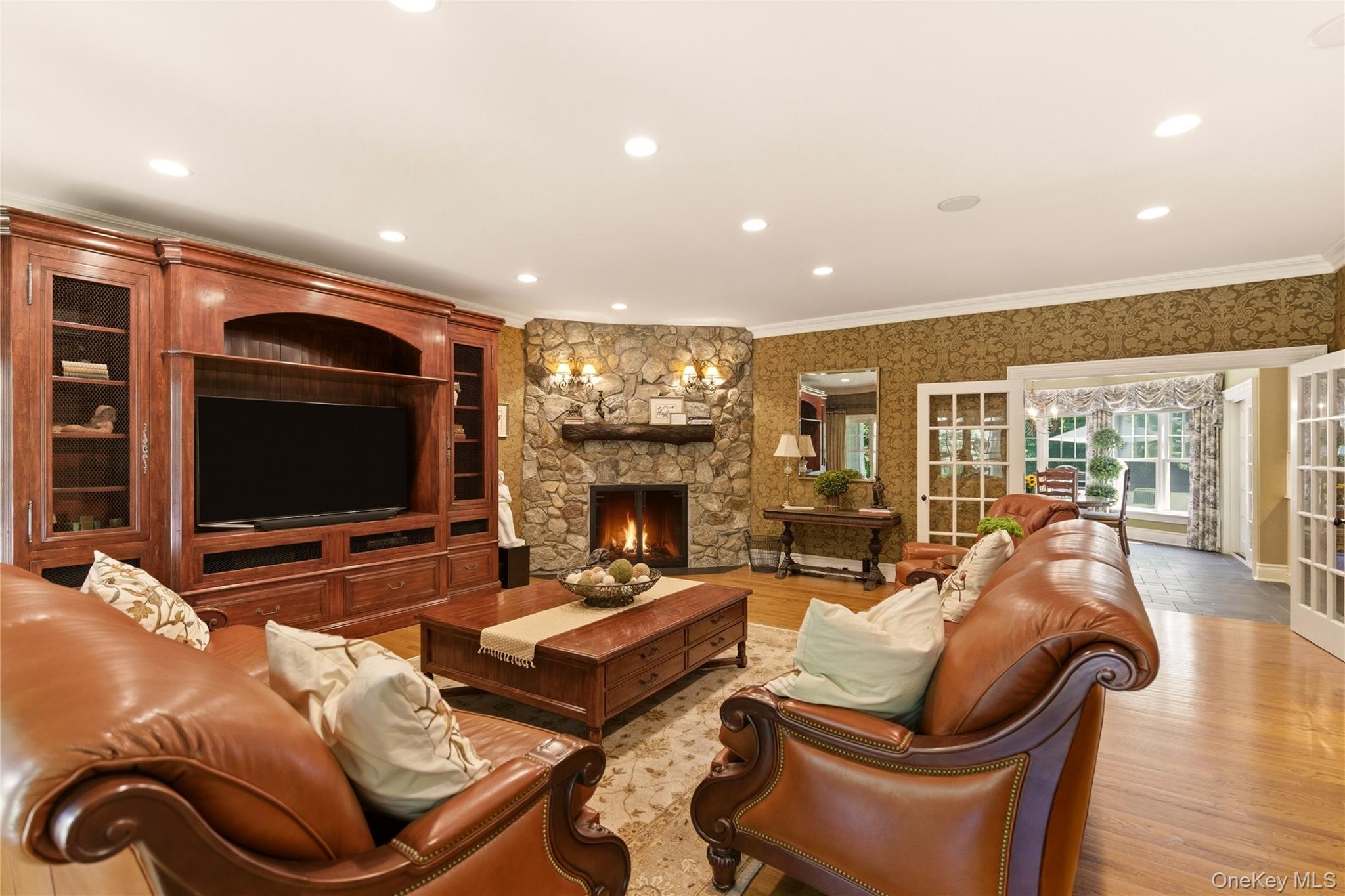 209 Brookville Road Property Photo 10