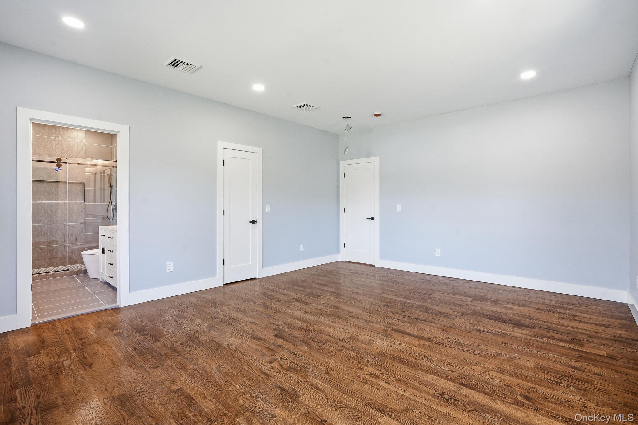 8 Dewey Drive Property Photo 12
