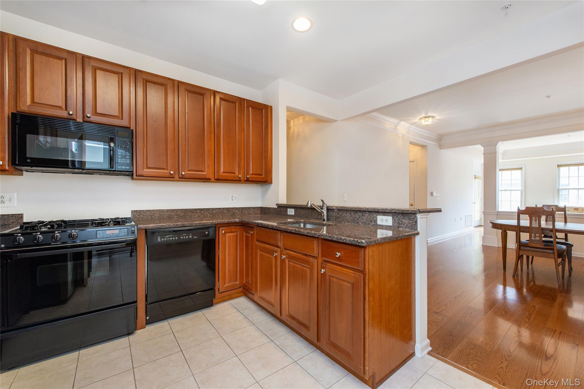 28 N De Baun Avenue 205 Property Photo 10