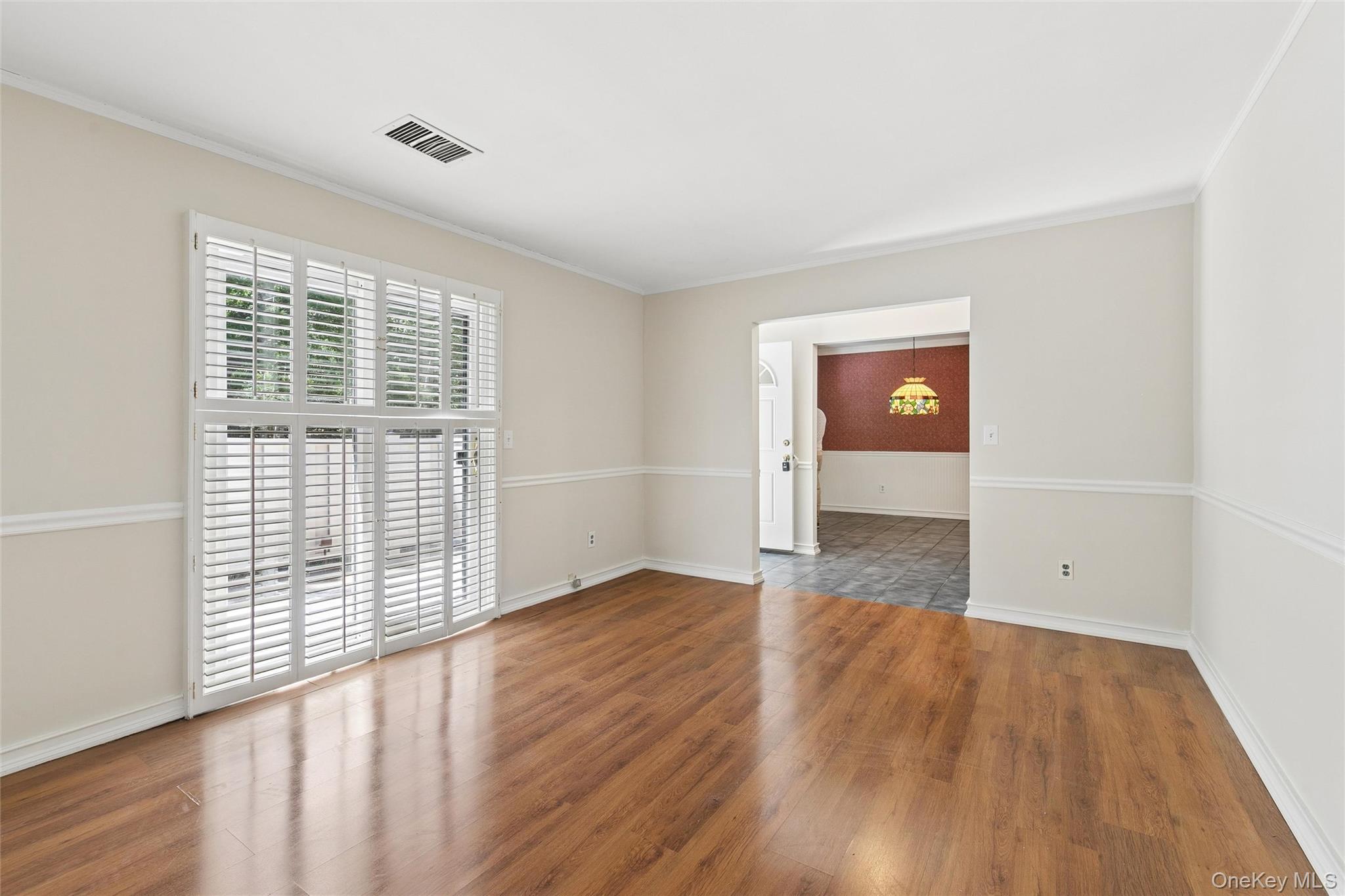 950 Skyline Drive Property Photo 8