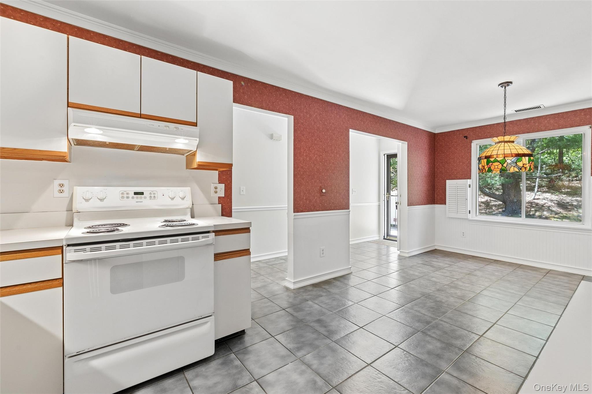 950 Skyline Drive Property Photo 15