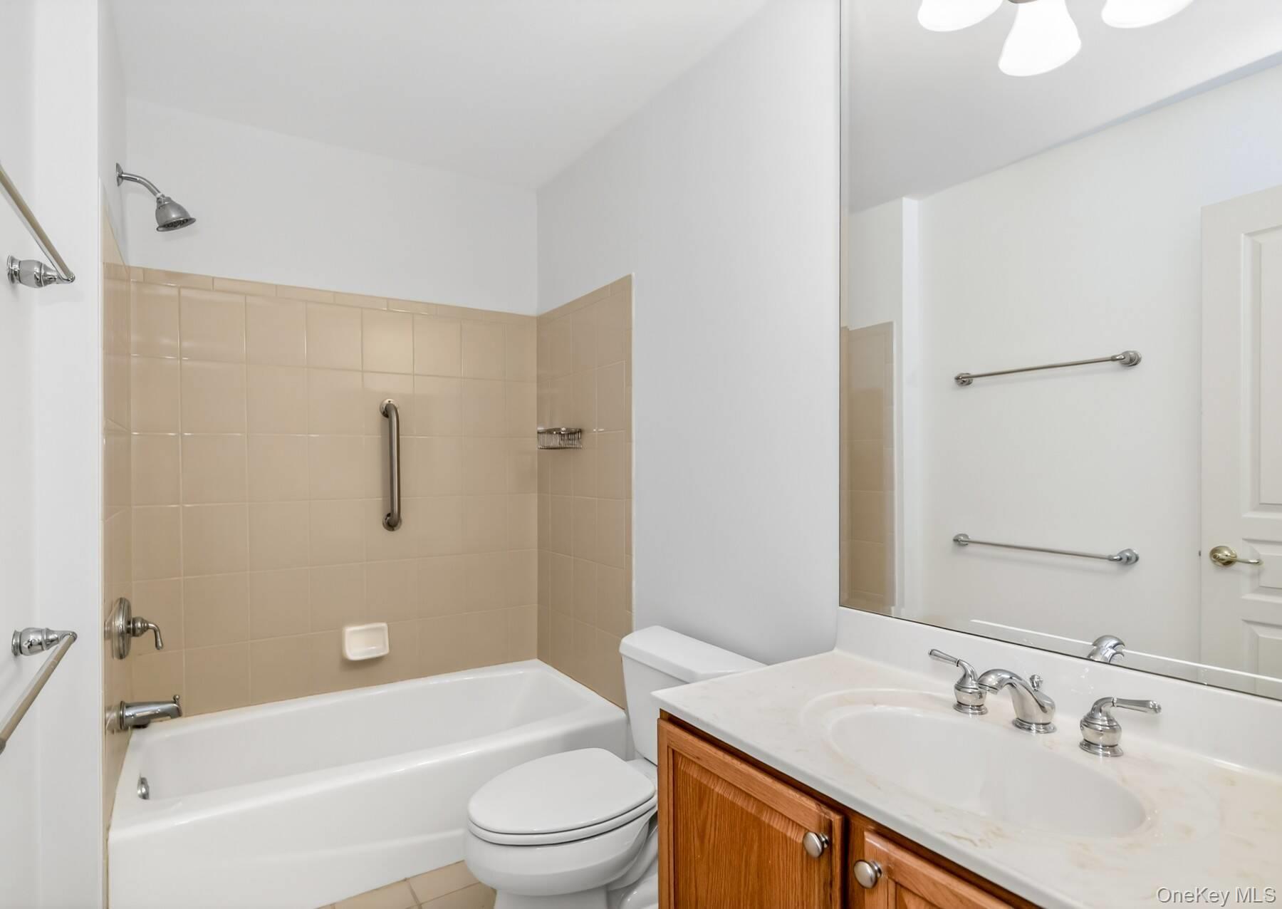112 Ashley Property Photo 23