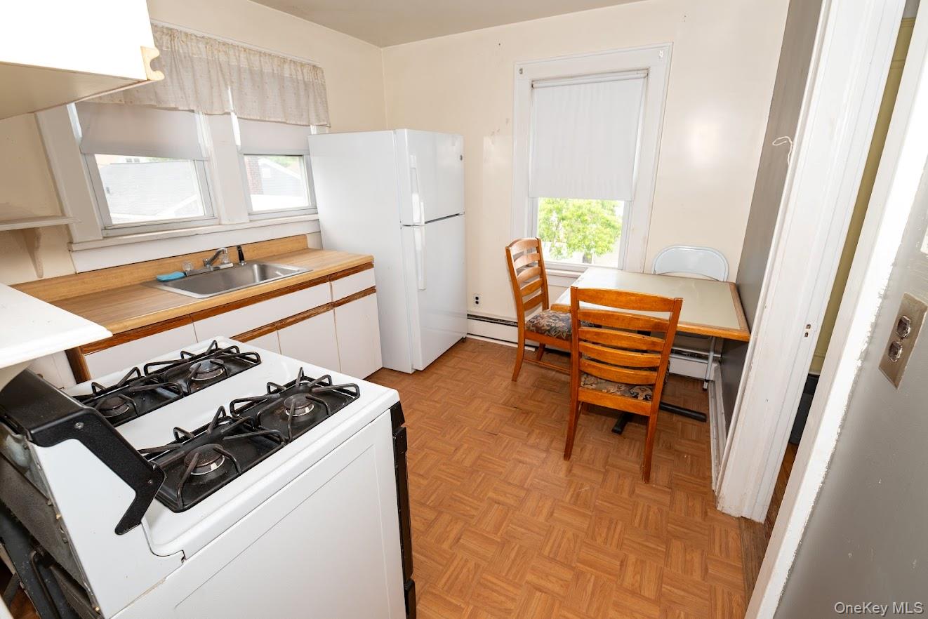 34 Remsen Avenue Property Photo 8