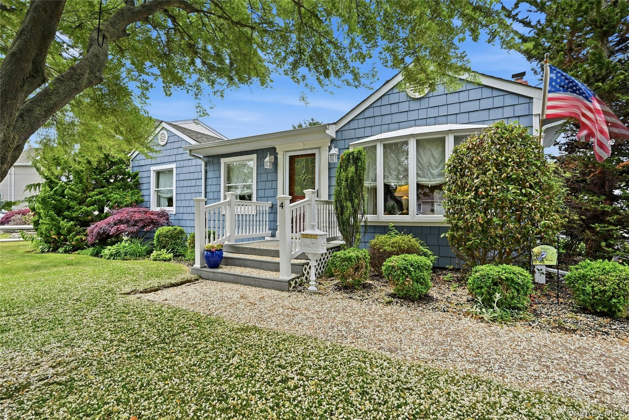 4 Bacon Lane Property Photo 1