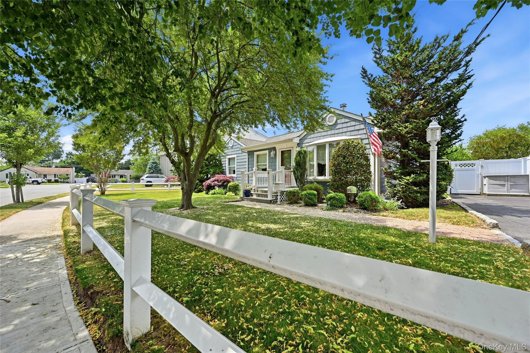 4 Bacon Lane Property Photo 3