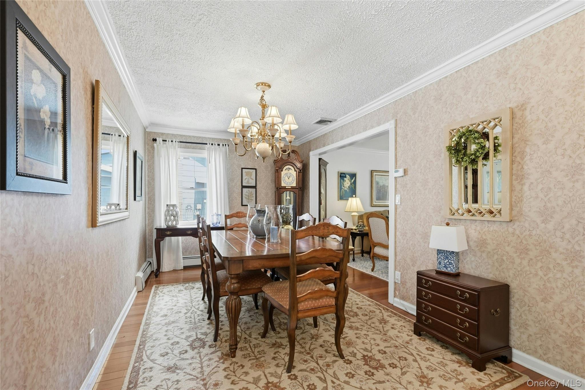 4 Bacon Lane Property Photo 8
