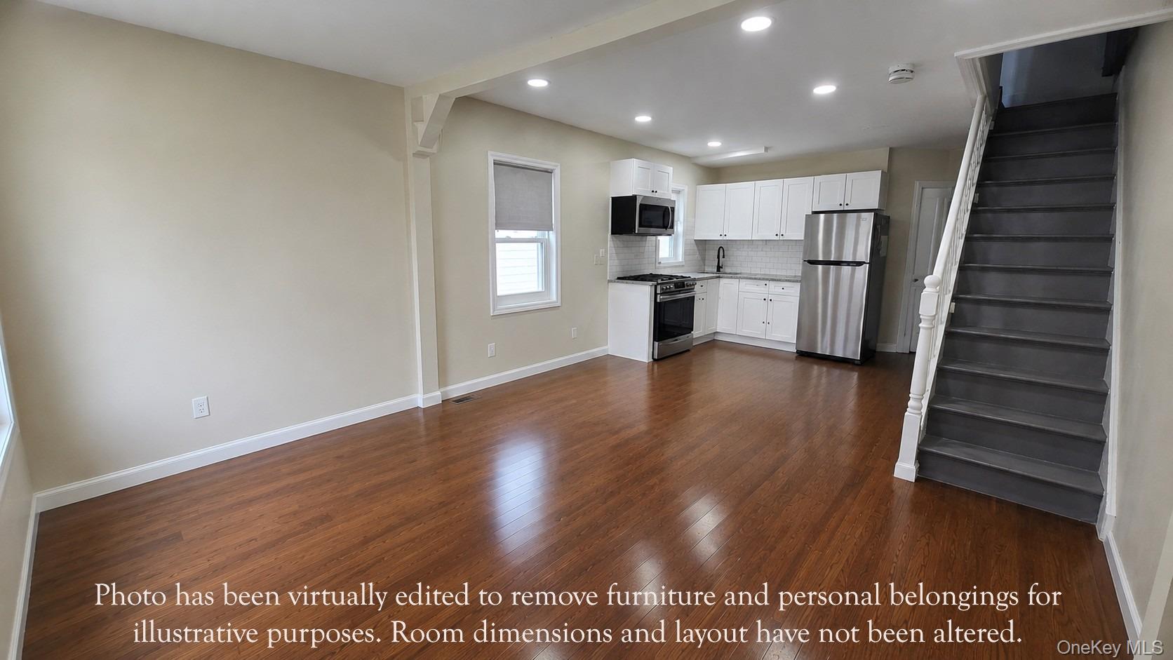 12933 135th Place Property Photo 2