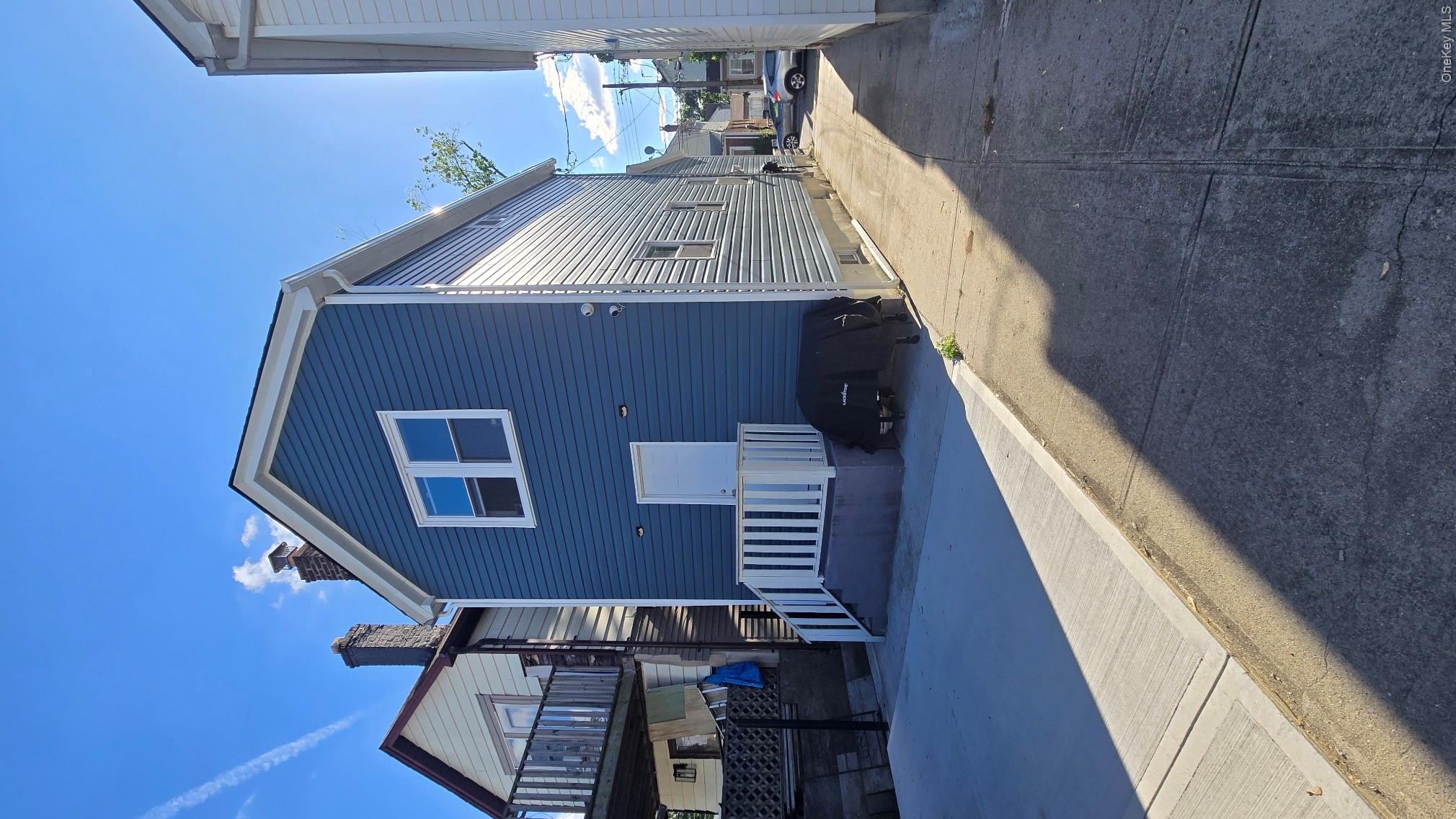 12933 135th Place Property Photo 17