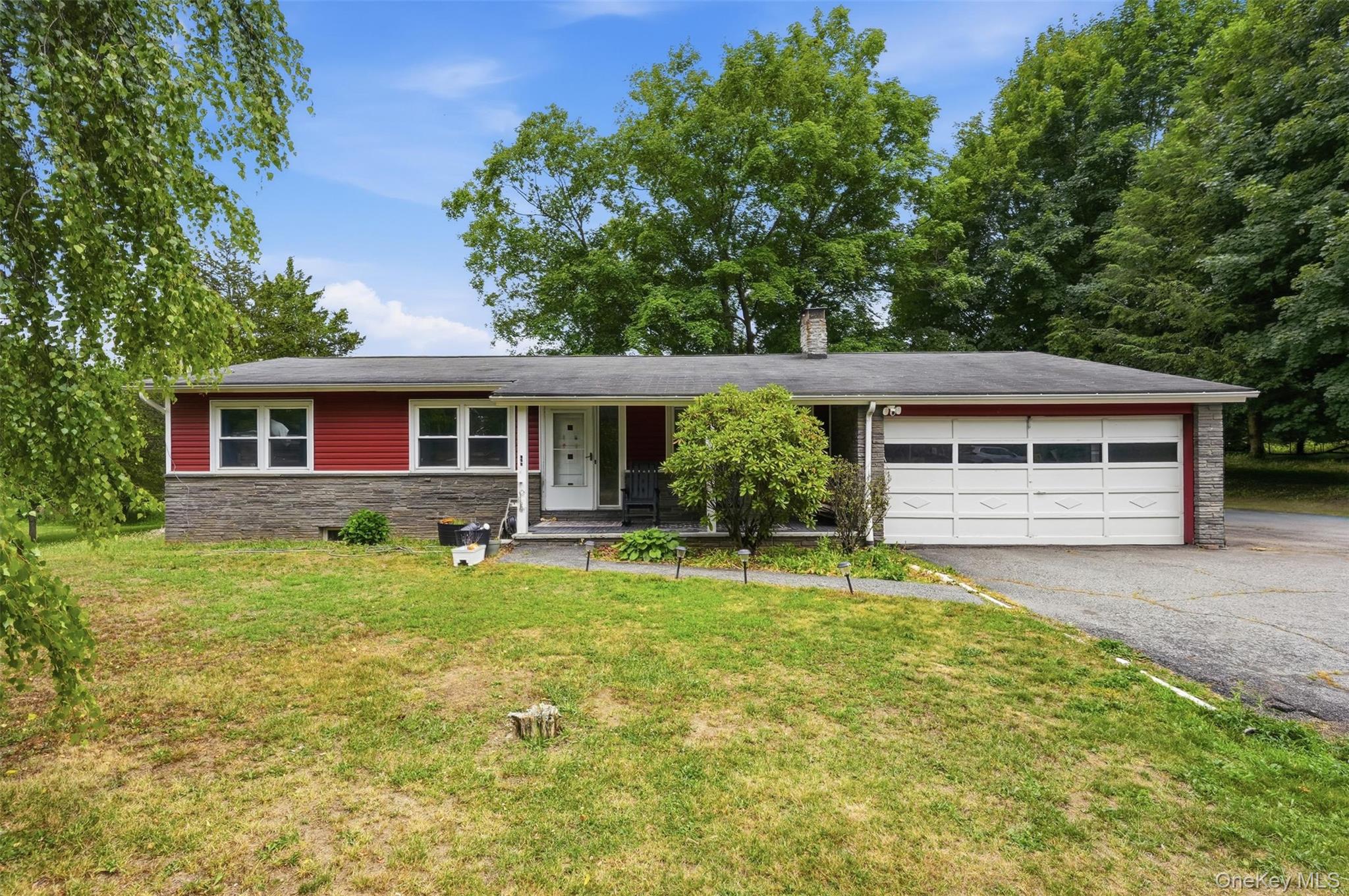 733 State Route 302 Property Photo 1